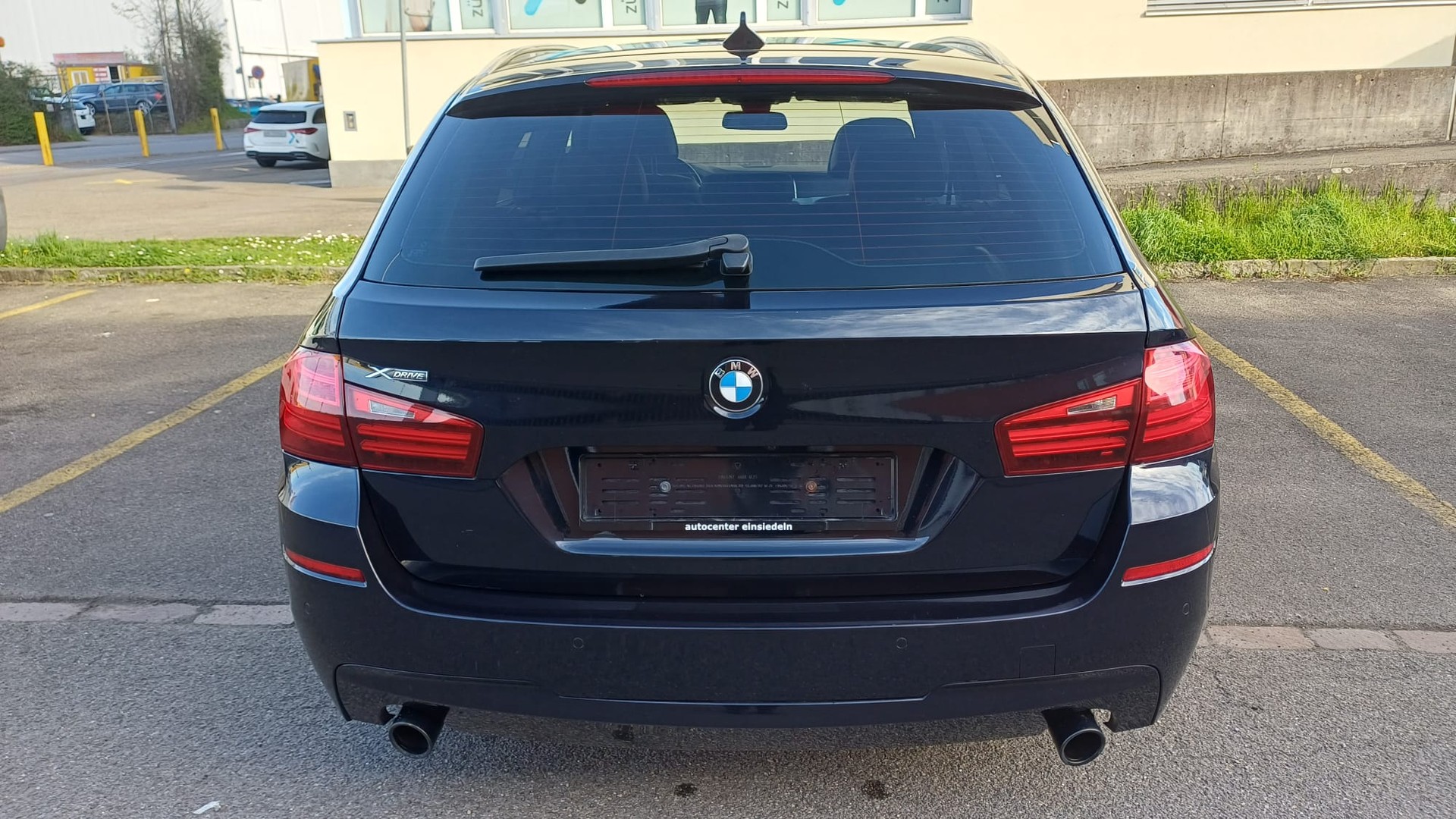 BMW 535i Touring xDrive M-Sportpaket-image-5