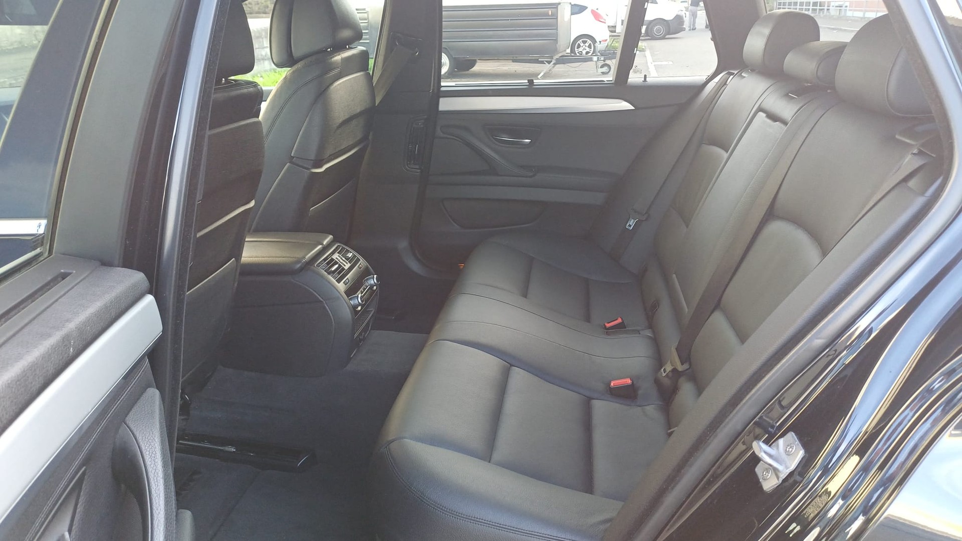BMW 535i Touring xDrive M-Sportpaket-image-15