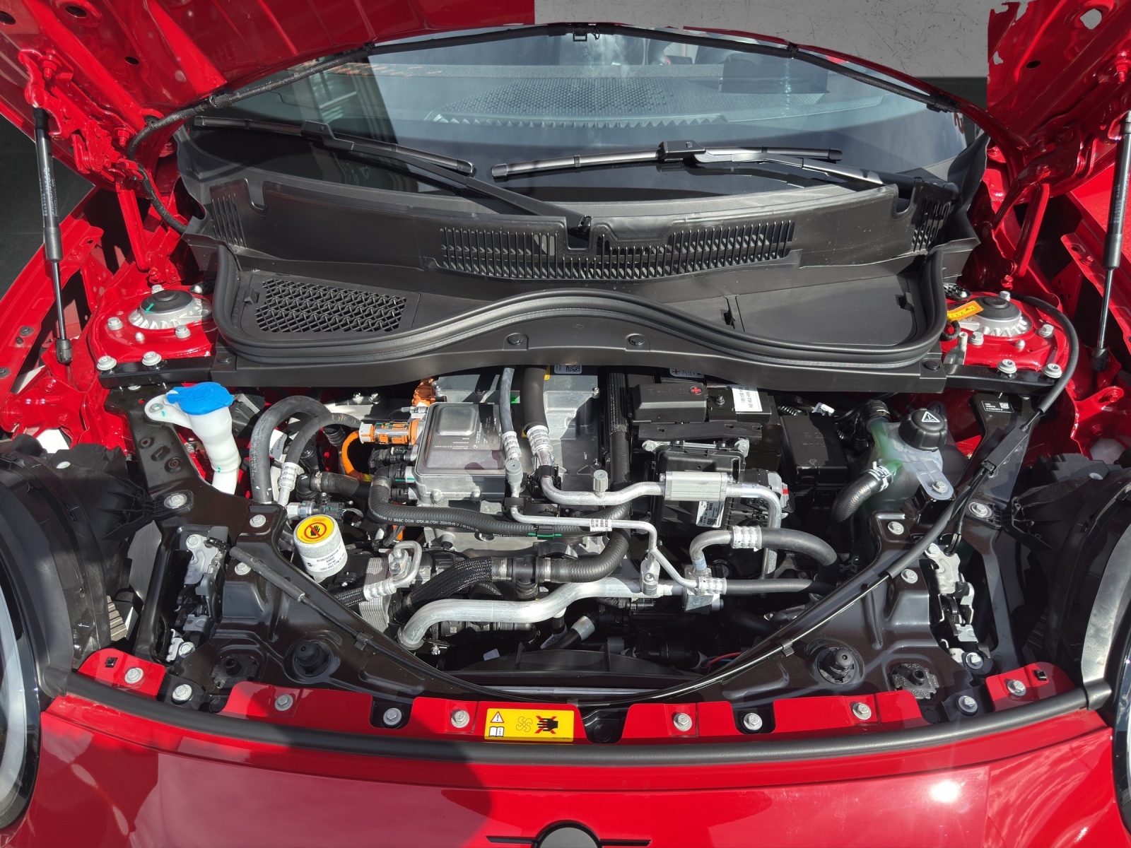 MINI Cooper SE-image-18