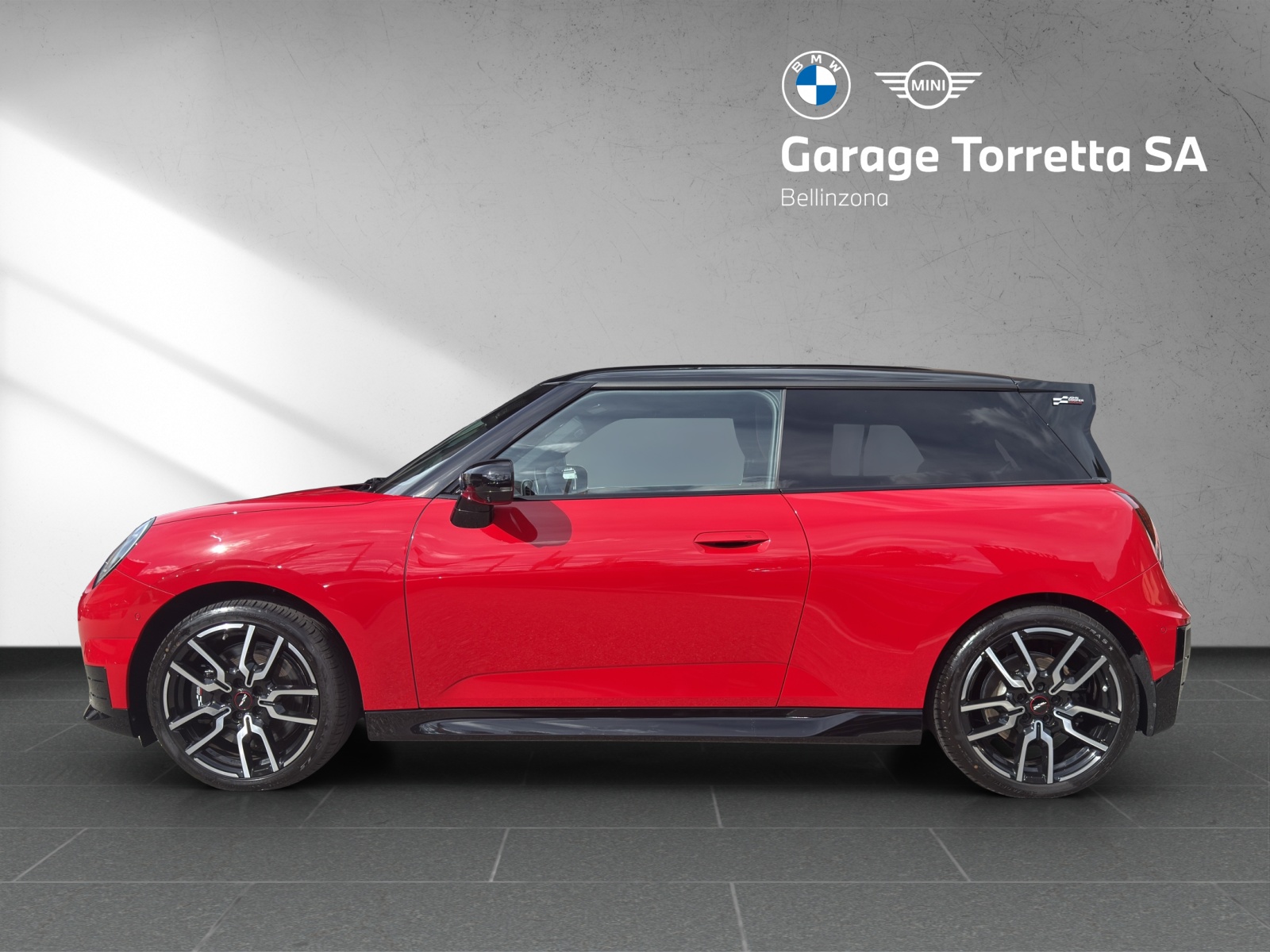 MINI Cooper SE-image-1
