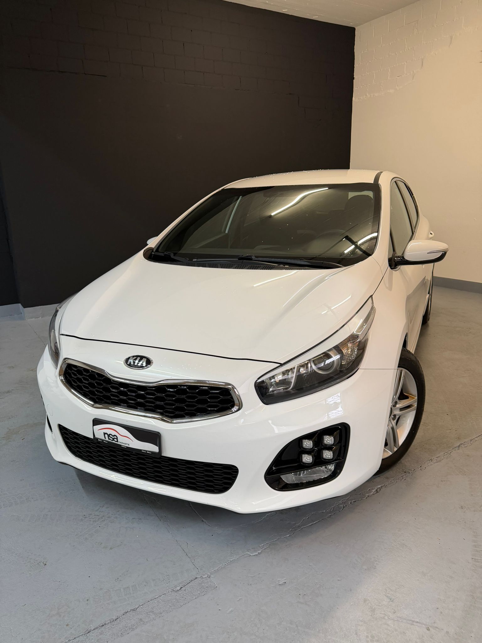 KIA Cee'd 1.0 T-GDi Trend GT-Line ***CH-Fahrzeug***-image-2
