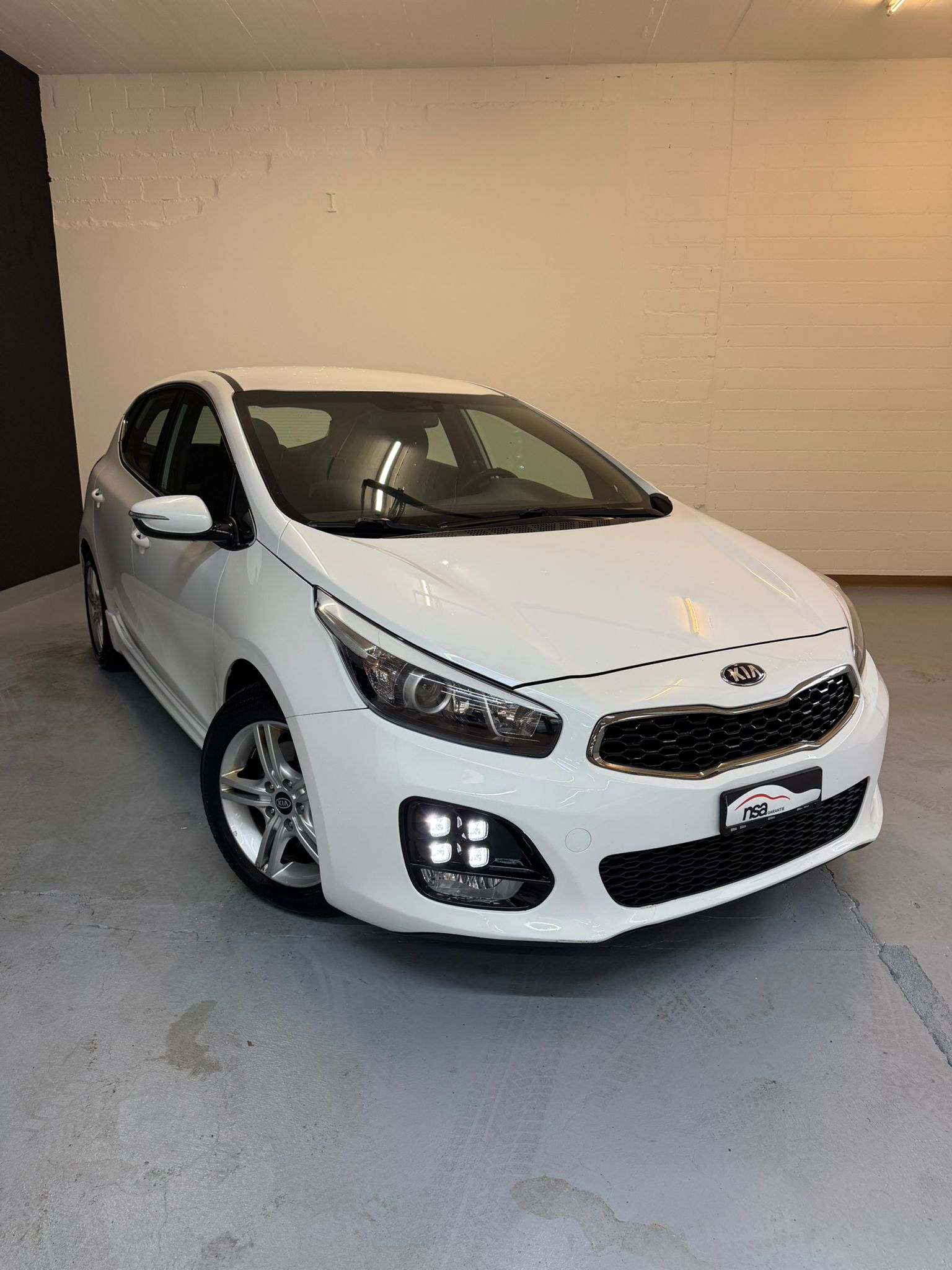 KIA Cee'd 1.0 T-GDi Trend GT-Line ***CH-Fahrzeug***-image-0