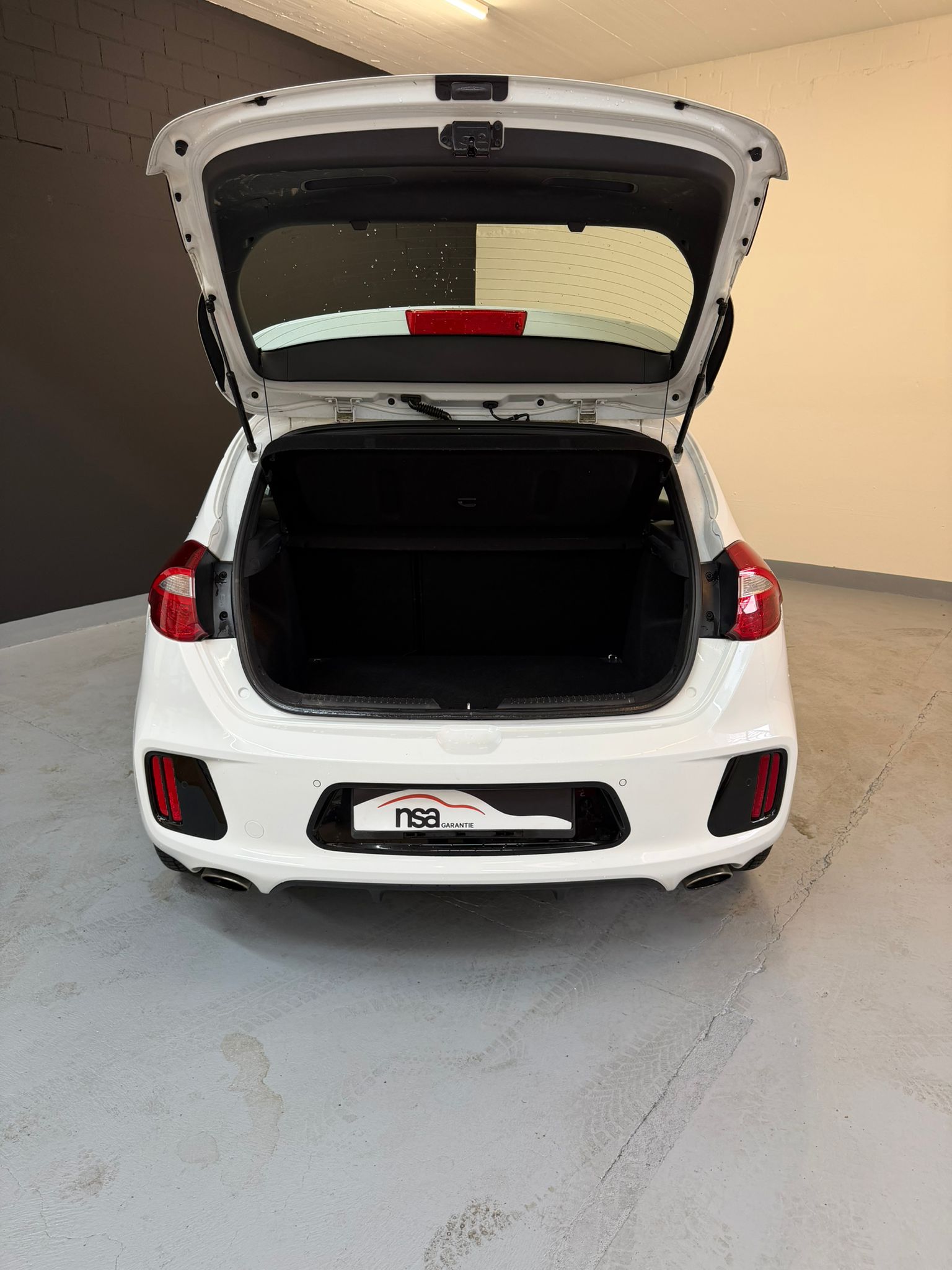 KIA Cee'd 1.0 T-GDi Trend GT-Line ***CH-Fahrzeug***-image-6