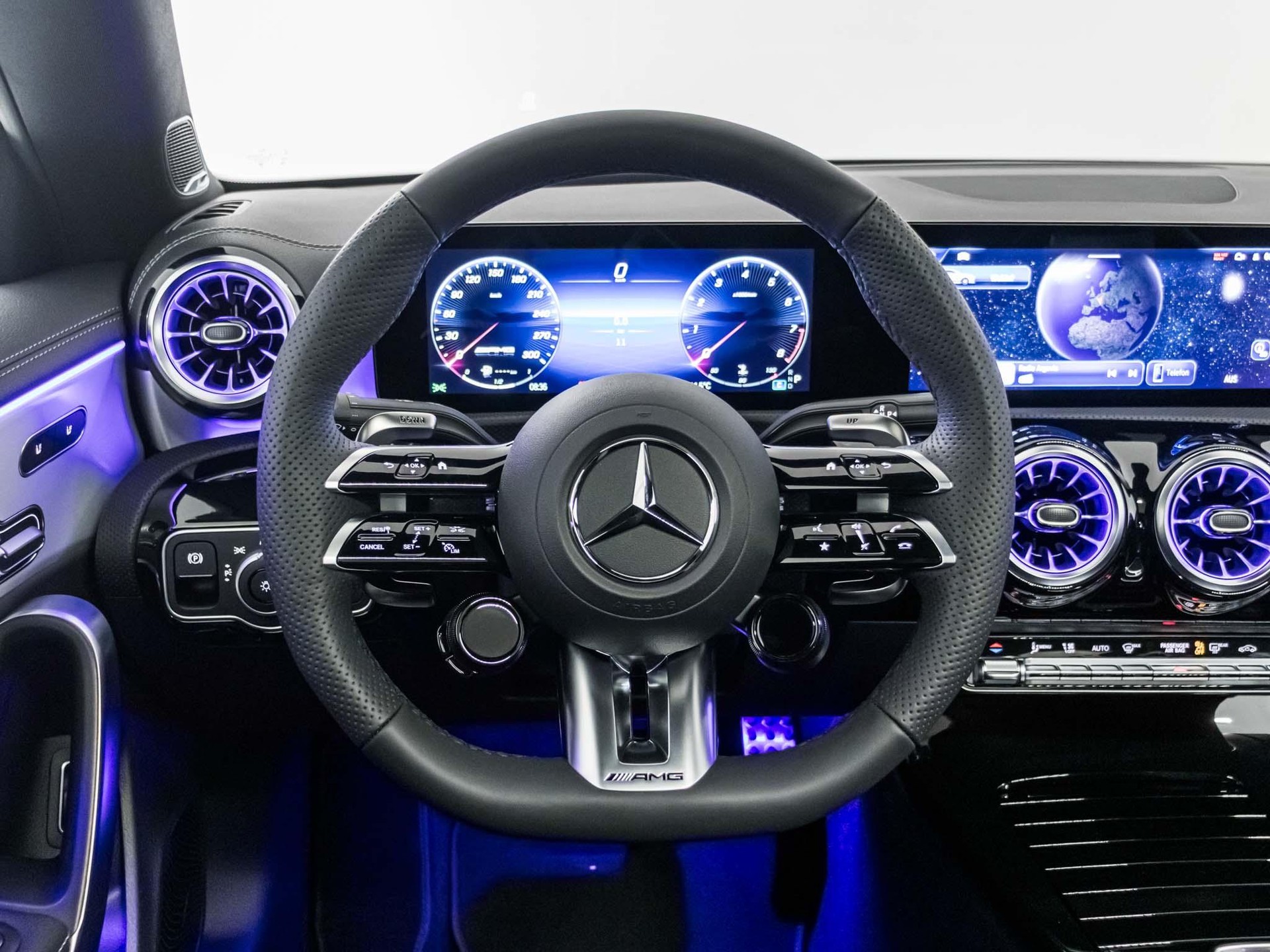 MERCEDES-BENZ CLA 45 S AMG 4MATIC+ Coupé-image-10