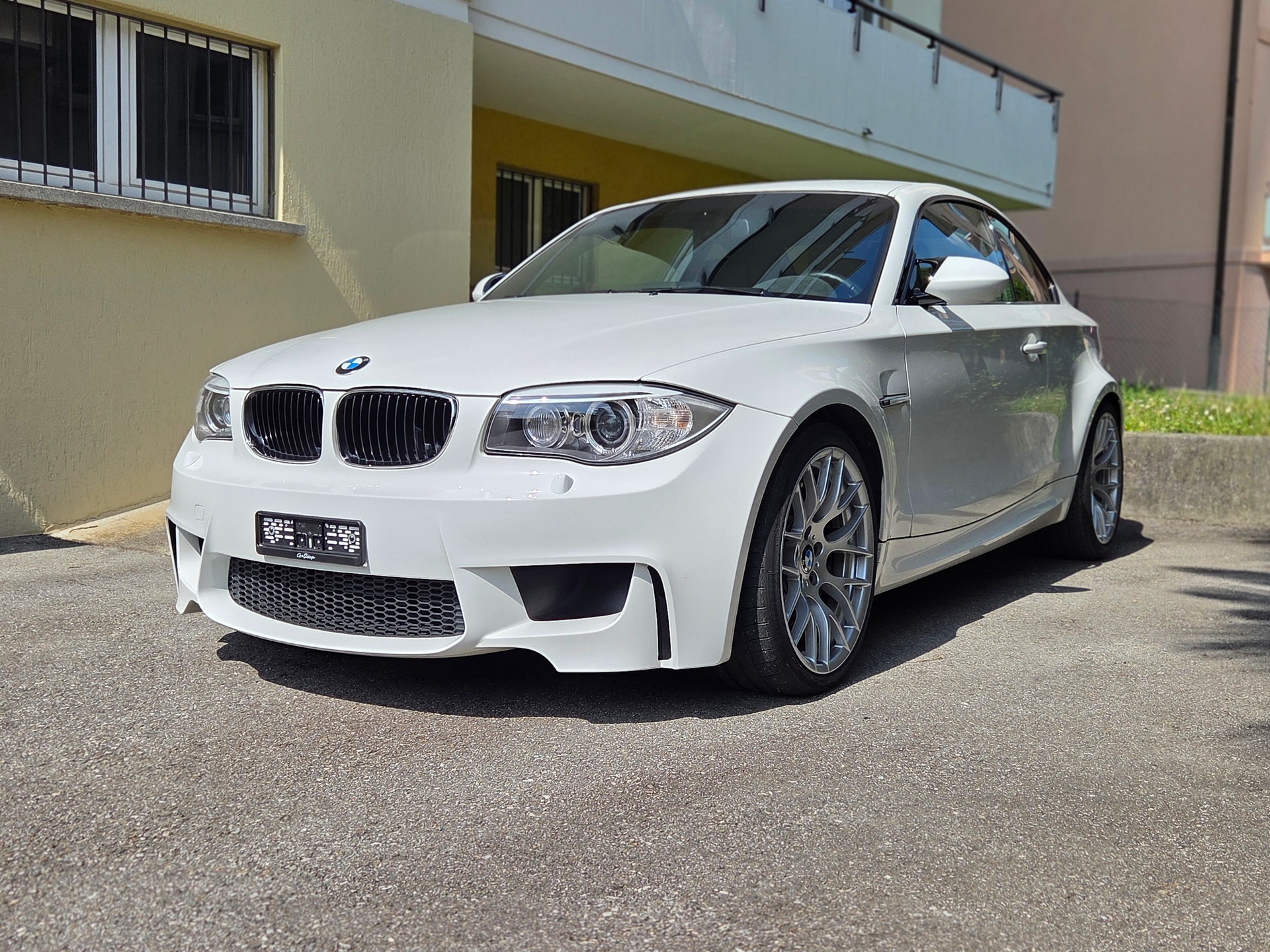 BMW 1er M Coupé-image-2