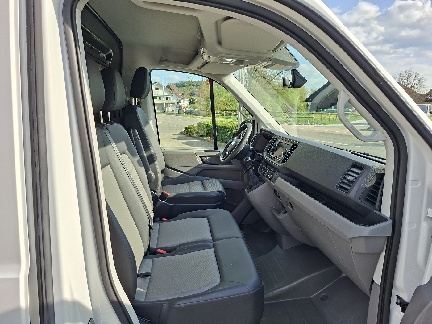 VW Crafter 35 2.0 BiTDI Entry L3-image-15
