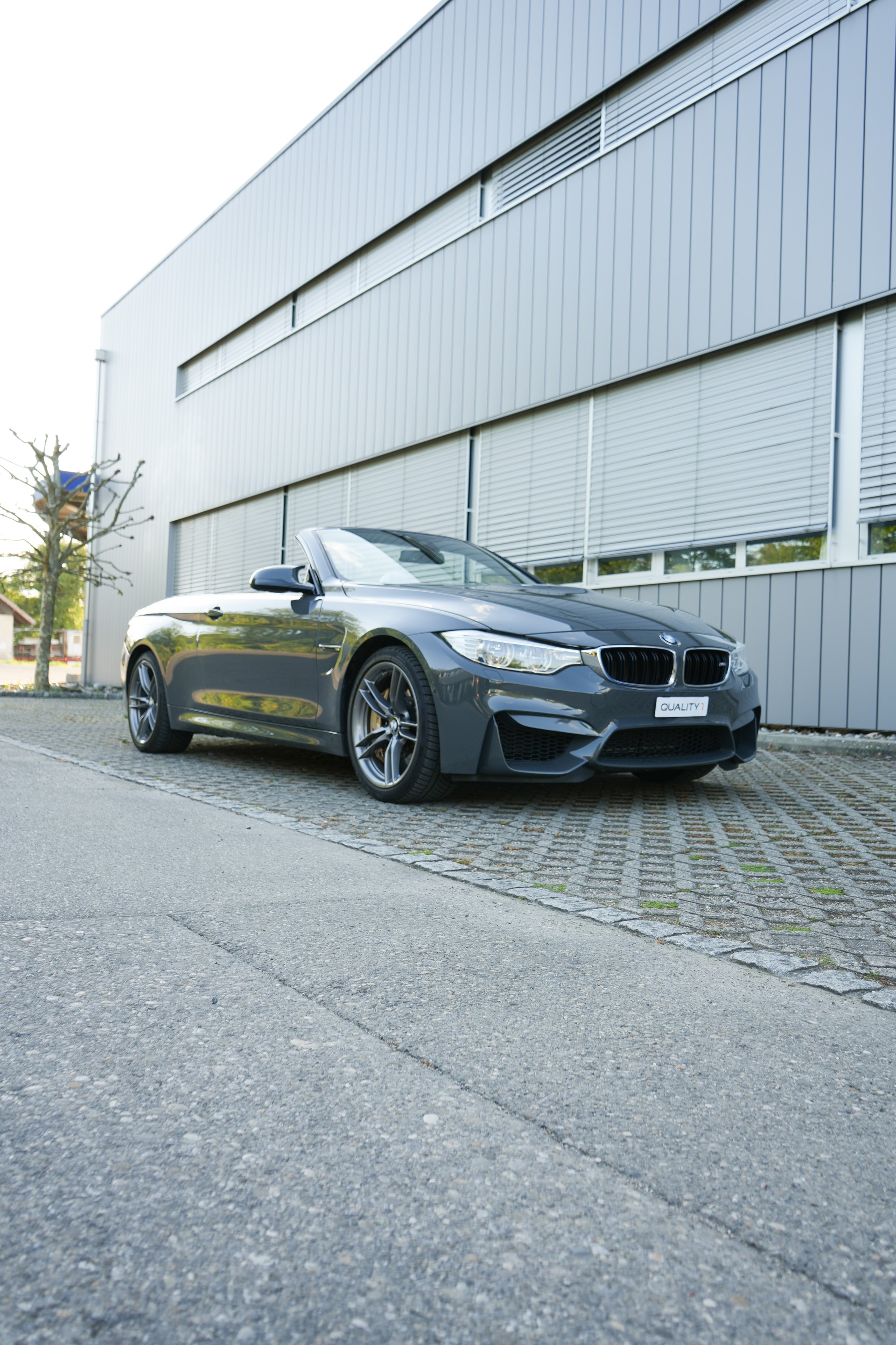 BMW M4 Cabriolet DKG