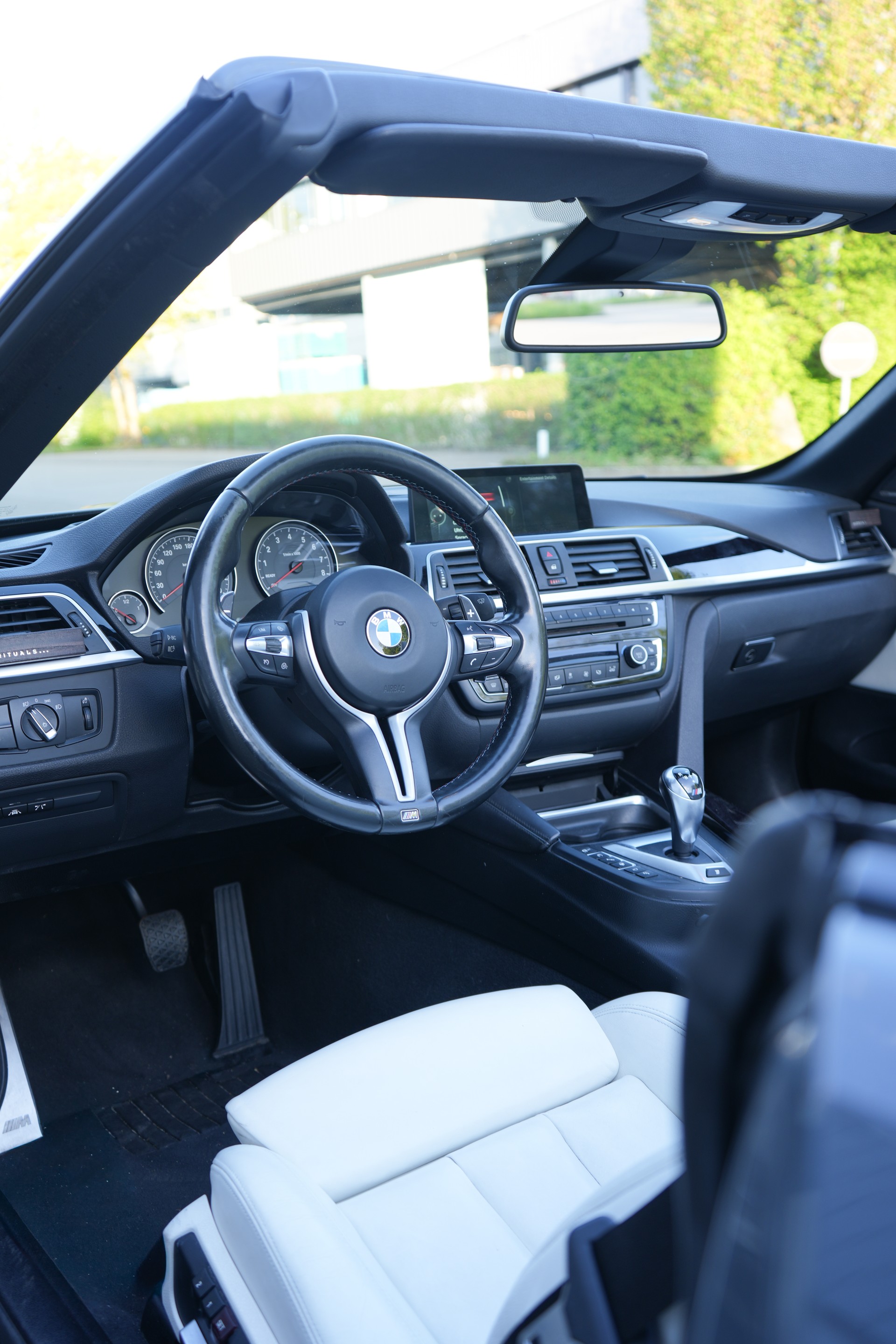 BMW M4 Cabriolet DKG-image-11