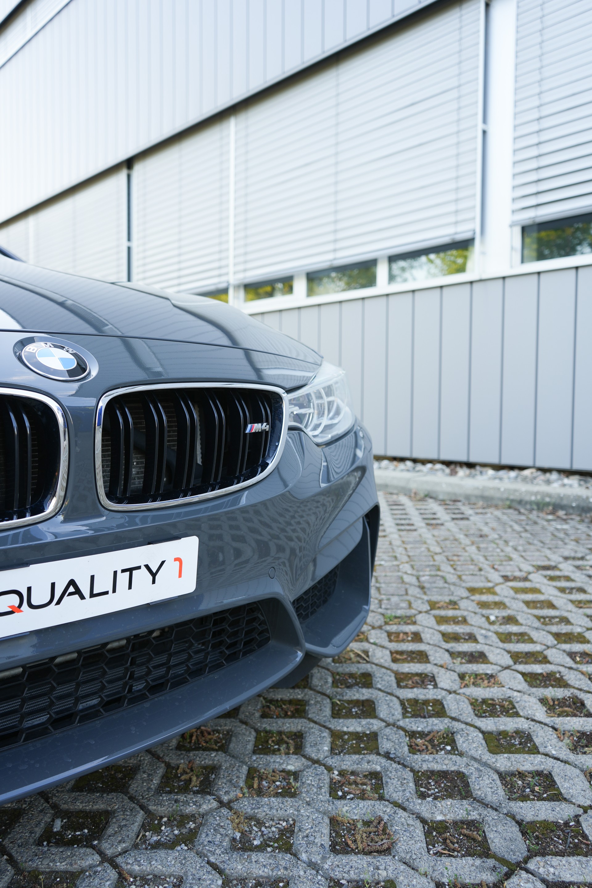 BMW M4 Cabriolet DKG-image-2