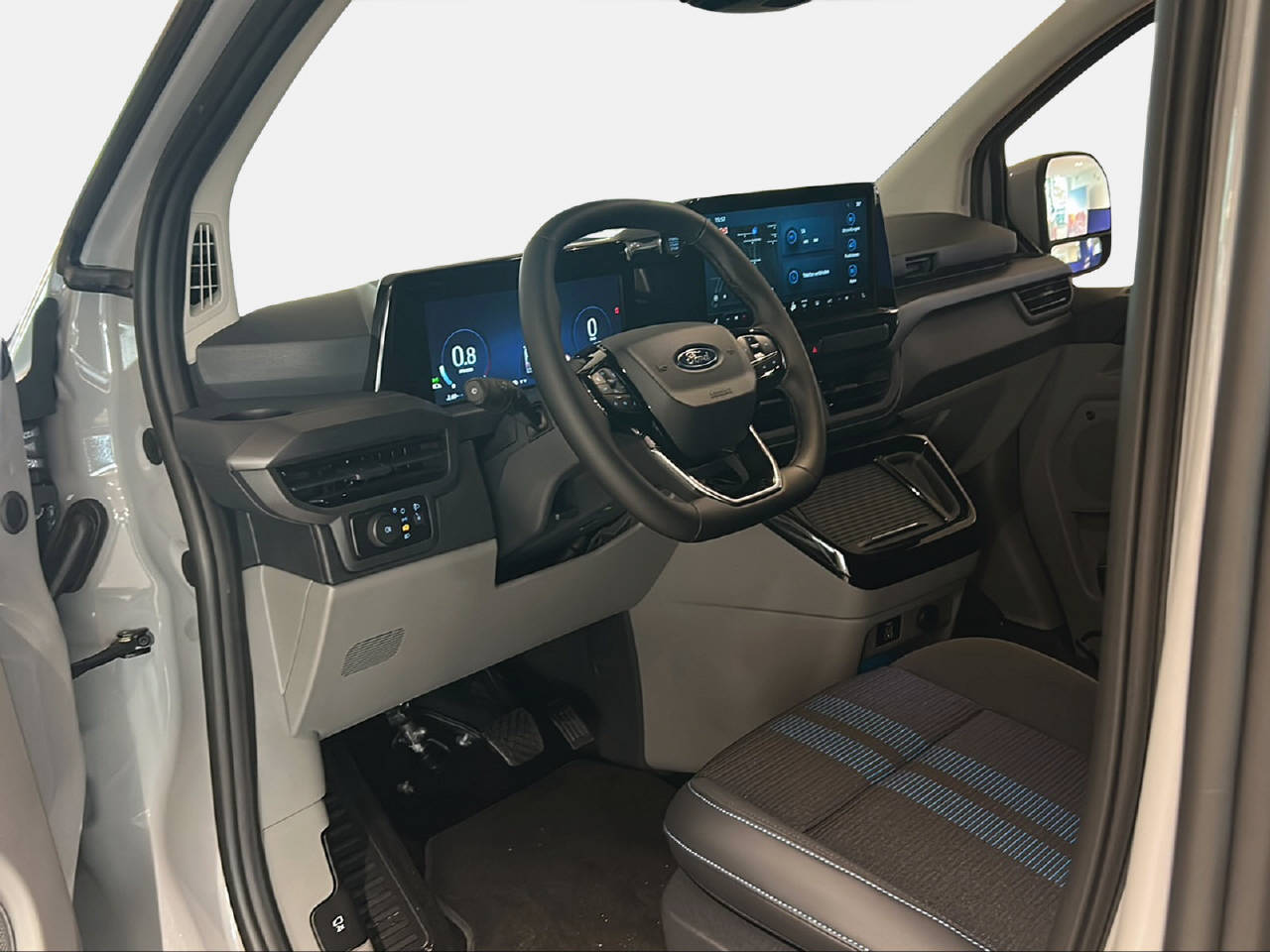FORD Tourneo Custom 320 L1 2.0 EcoBlue 170 Sport-image-7