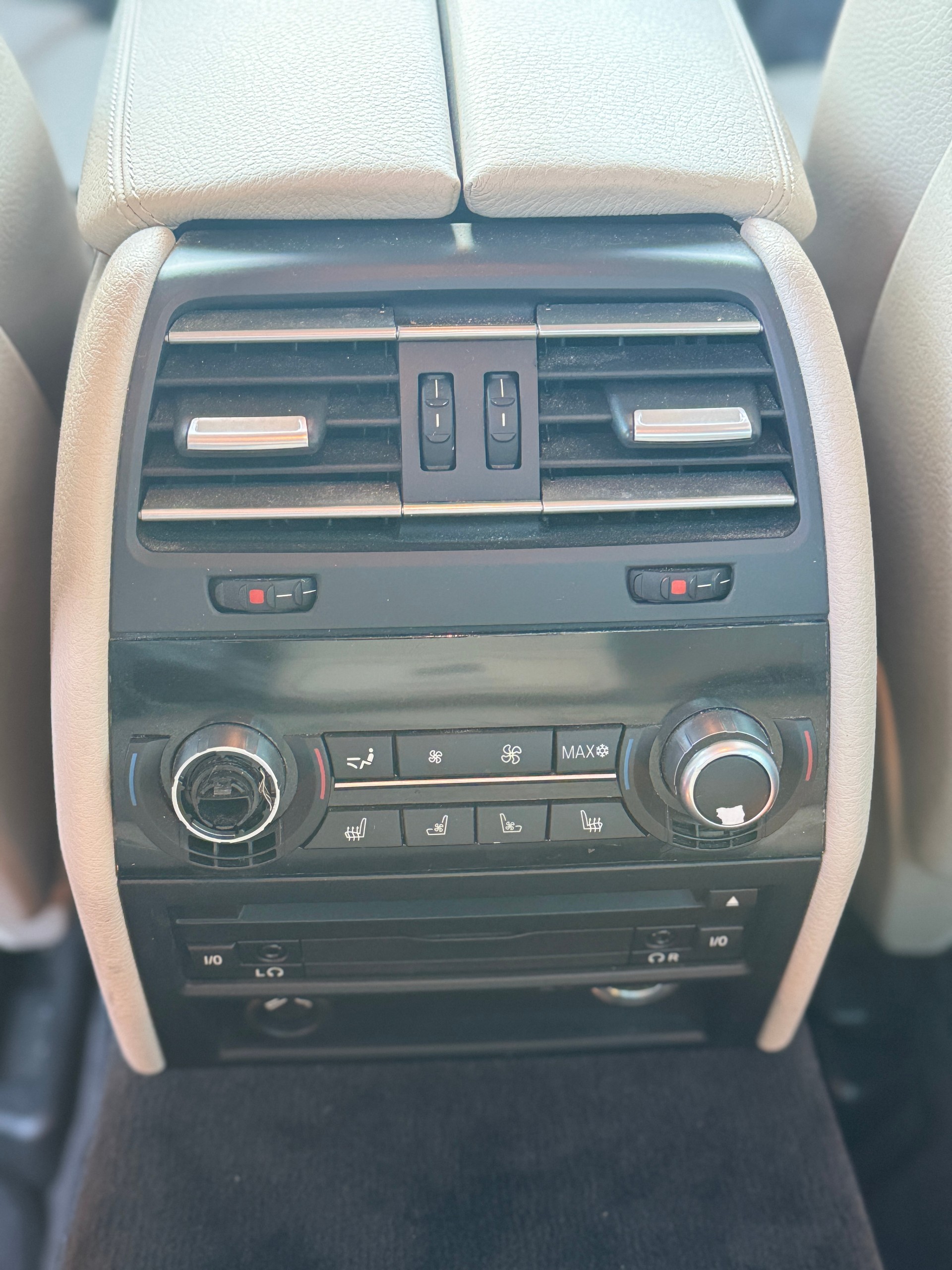 BMW 740i L-image-11