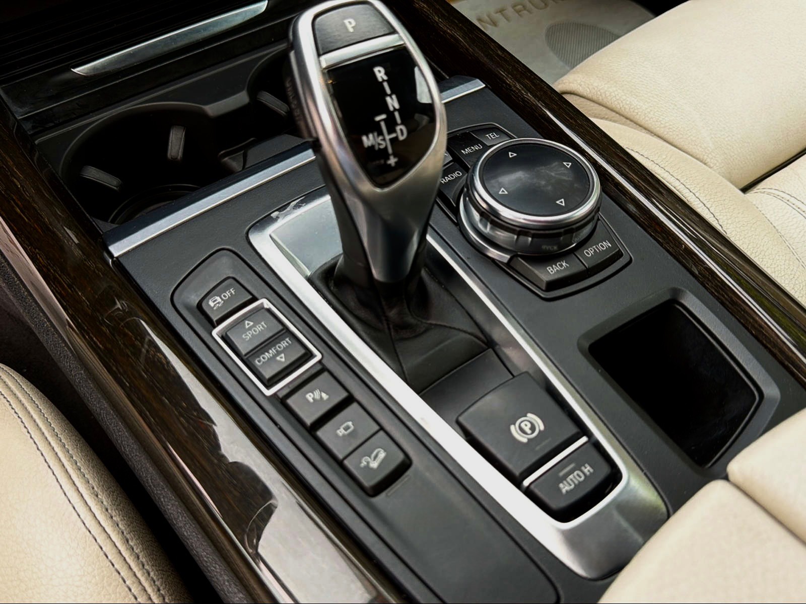 BMW X5 xDrive 30d Steptronic-image-10