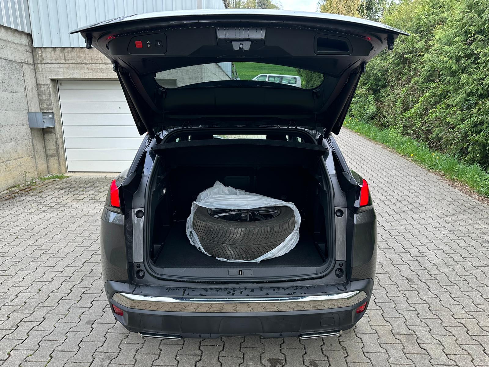 PEUGEOT 3008 1.6 THP GT Line EAT-image-11