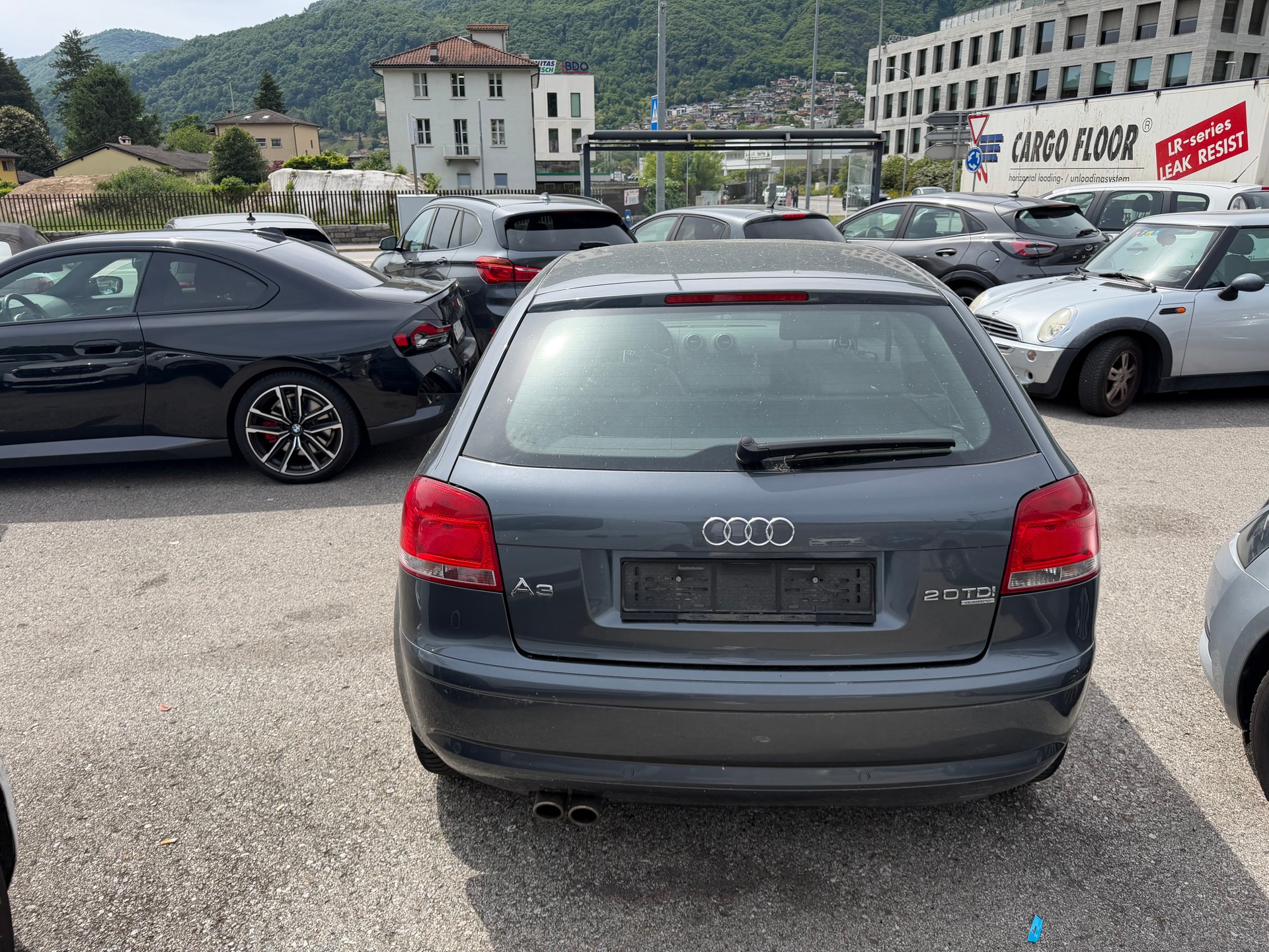 AUDI A3 2.0 TDI Attraction quattro-image-4