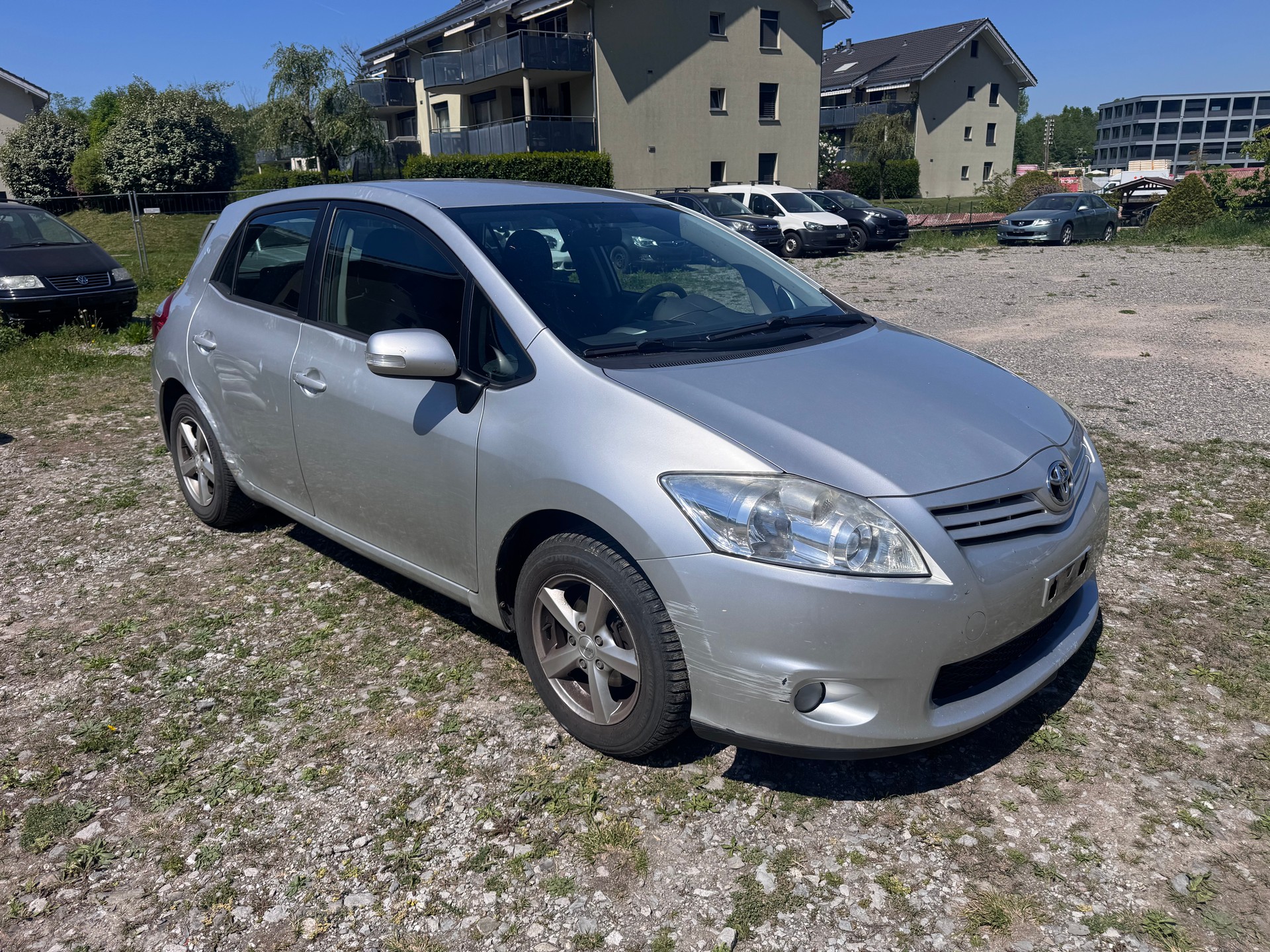 TOYOTA Auris 1.6 Linea Luna-image-2