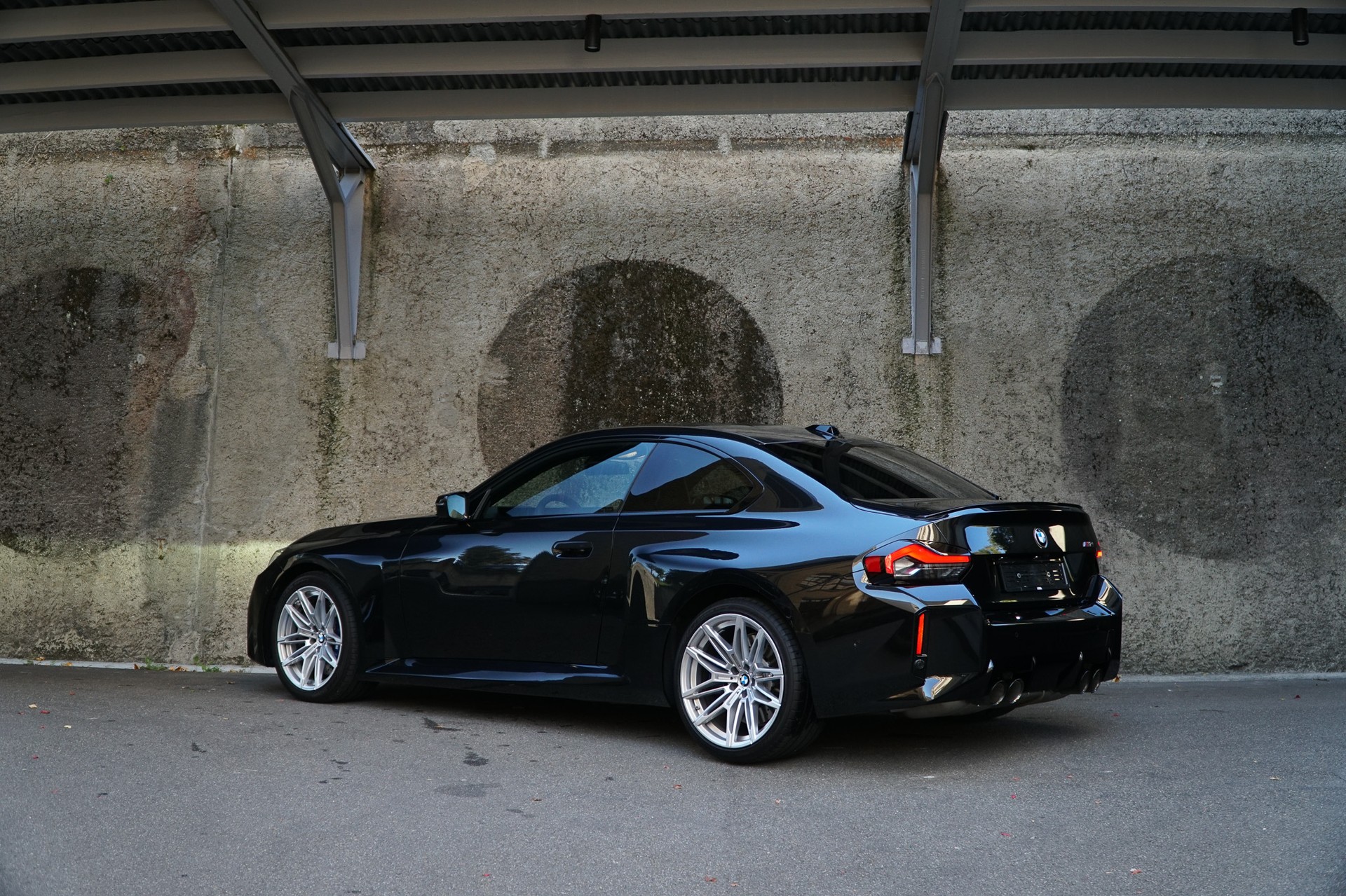 BMW M2 Steptronic-showroom-element-2