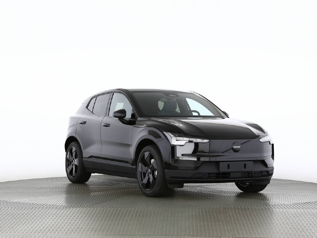 VOLVO EX 30 P5 Plus Swiss Black Edition Extended Range-image-12