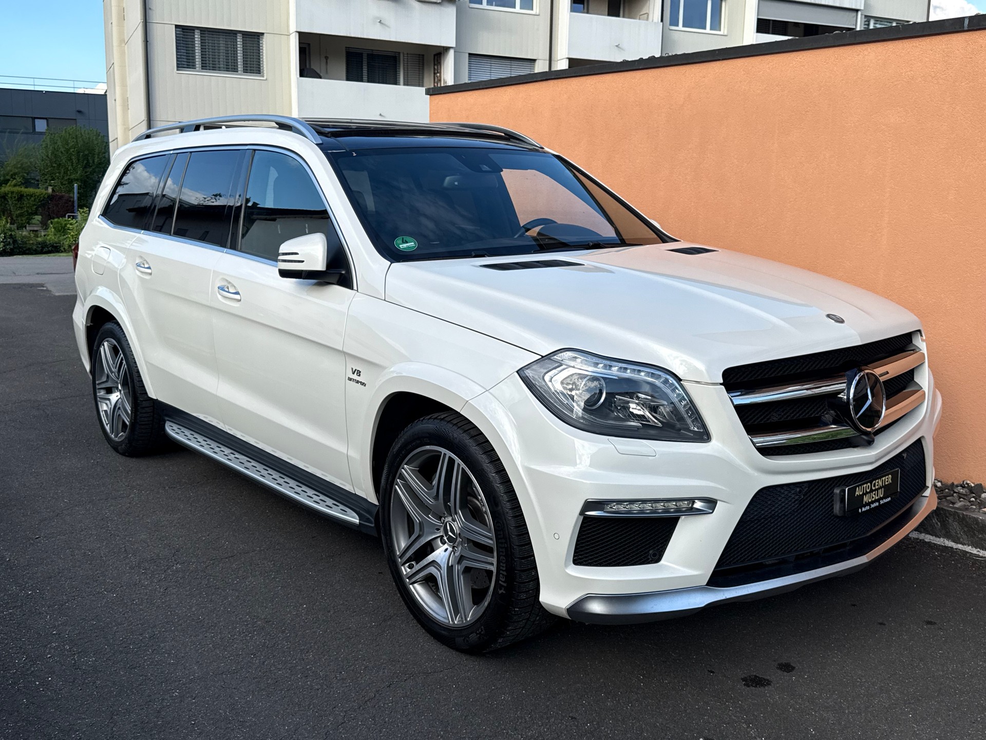 MERCEDES-BENZ GL 63 AMG 4Matic Speedshift Plus 7G-Tronic-image-6