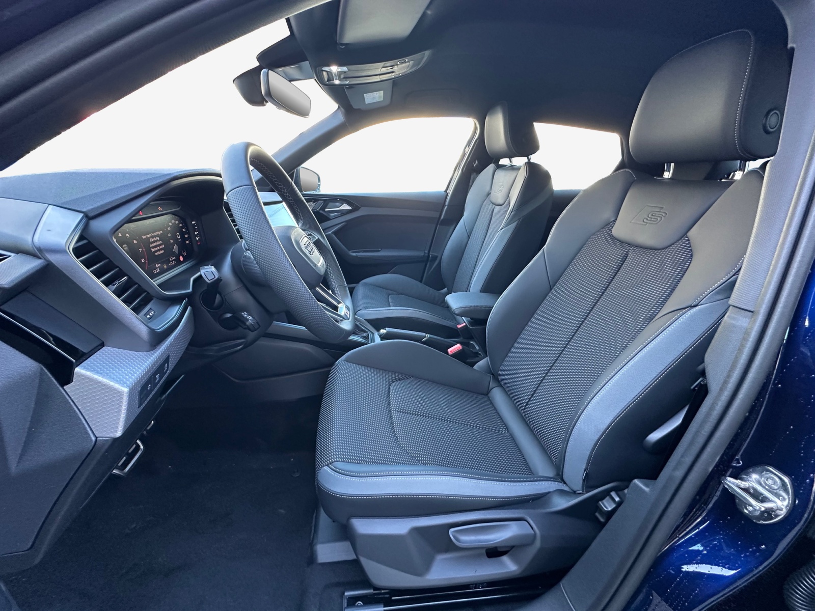 AUDI A1 Sportback 30 TFSI S Line Attraction S-tronic-image-7
