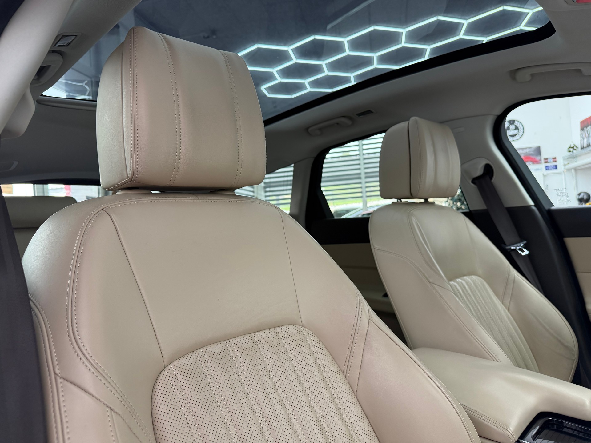 JAGUAR XF Sportbrake 25d R-Sport AWD Automatic⭐️-image-18