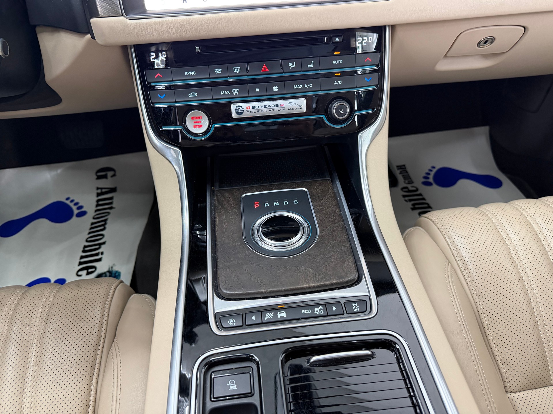 JAGUAR XF Sportbrake 25d R-Sport AWD Automatic⭐️-image-12