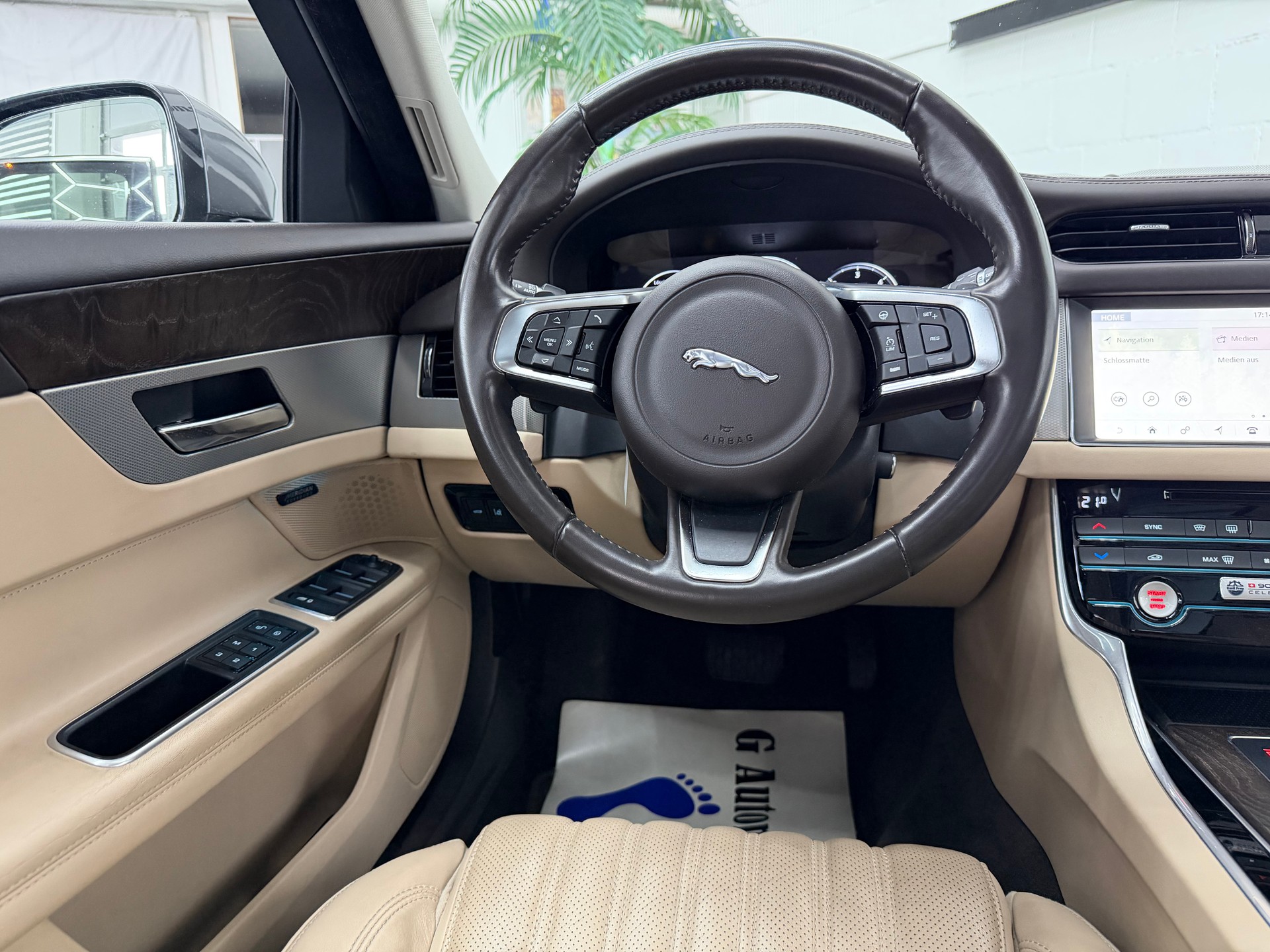 JAGUAR XF Sportbrake 25d R-Sport AWD Automatic⭐️-image-10