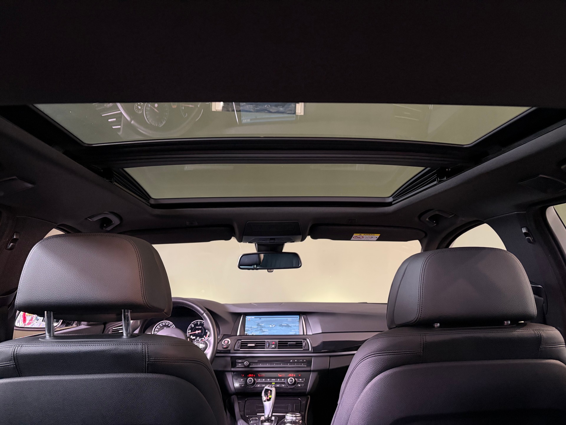BMW 535d Touring xDrive Steptronic*M-Sport*Ab MFK-image-4