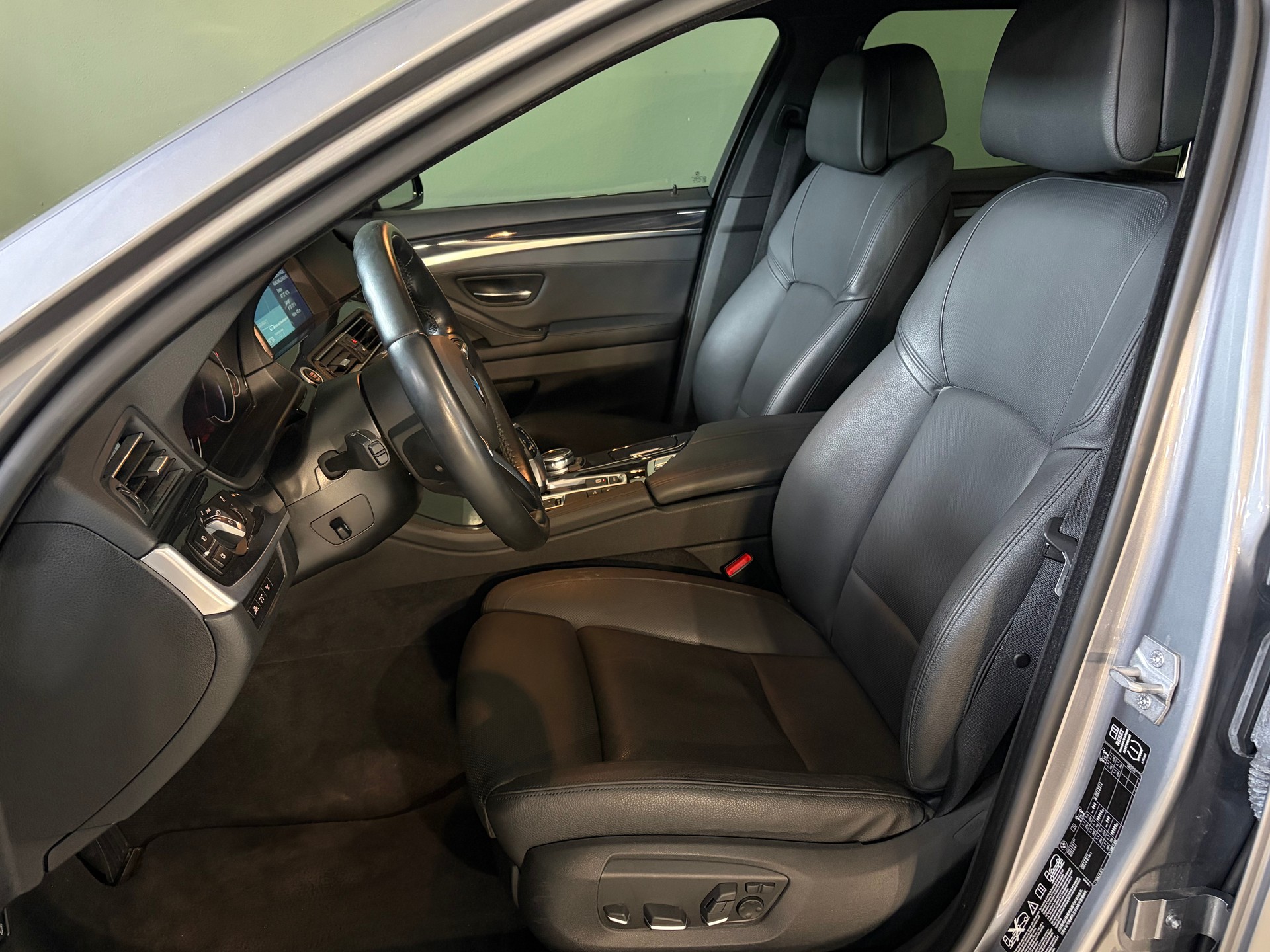 BMW 535d Touring xDrive Steptronic*M-Sport*Ab MFK-image-3