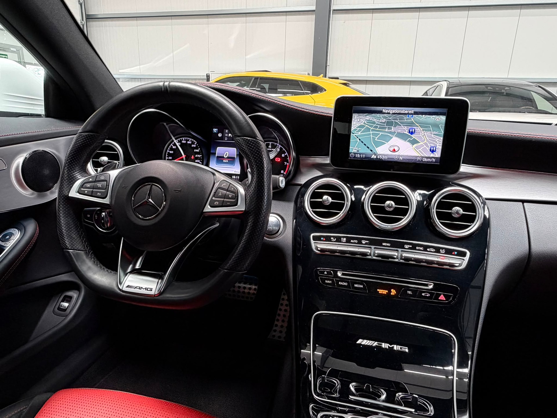 MERCEDES-BENZ C 63 AMG Speedshift-image-15