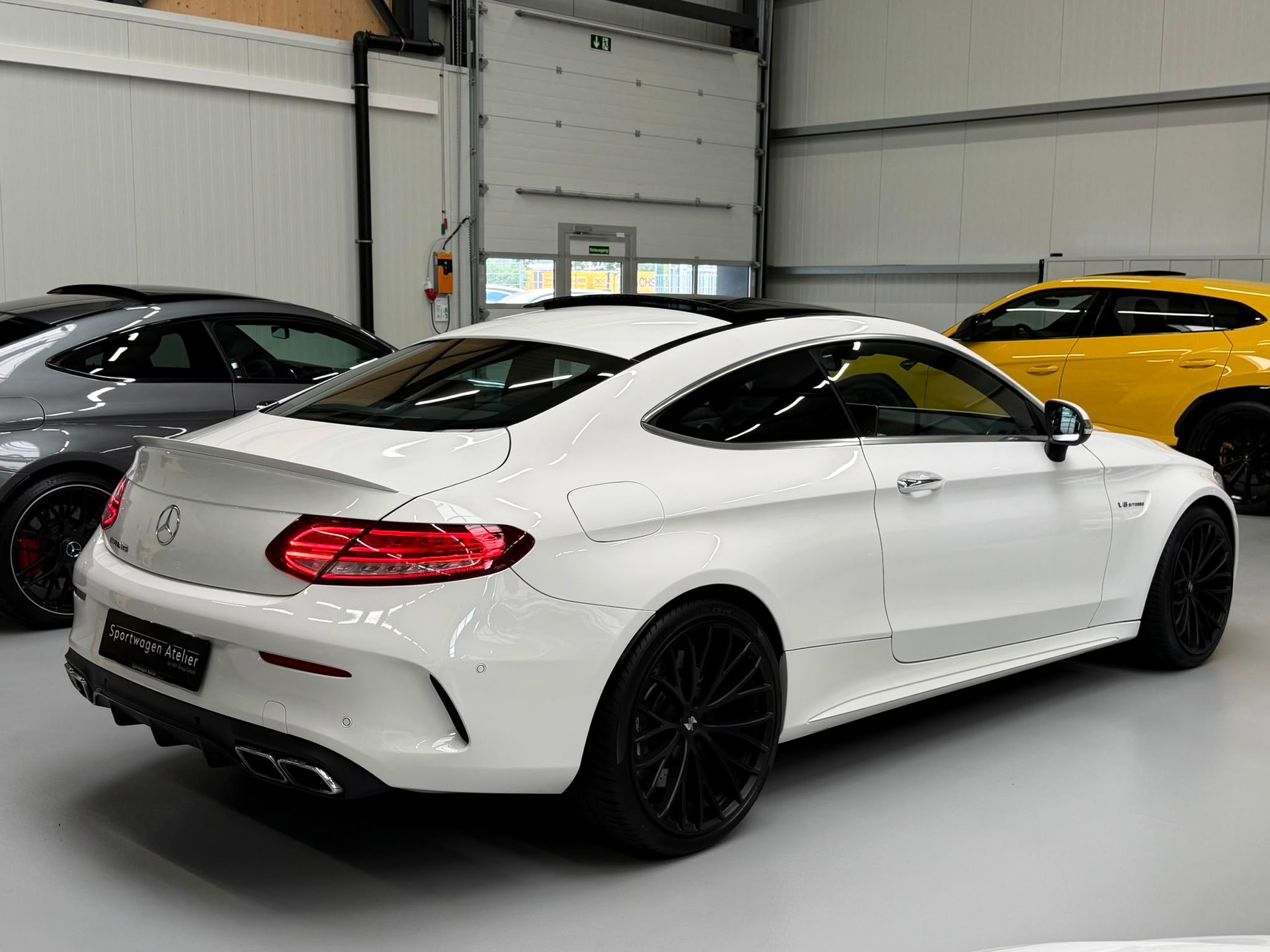 MERCEDES-BENZ C 63 AMG Speedshift-image-8