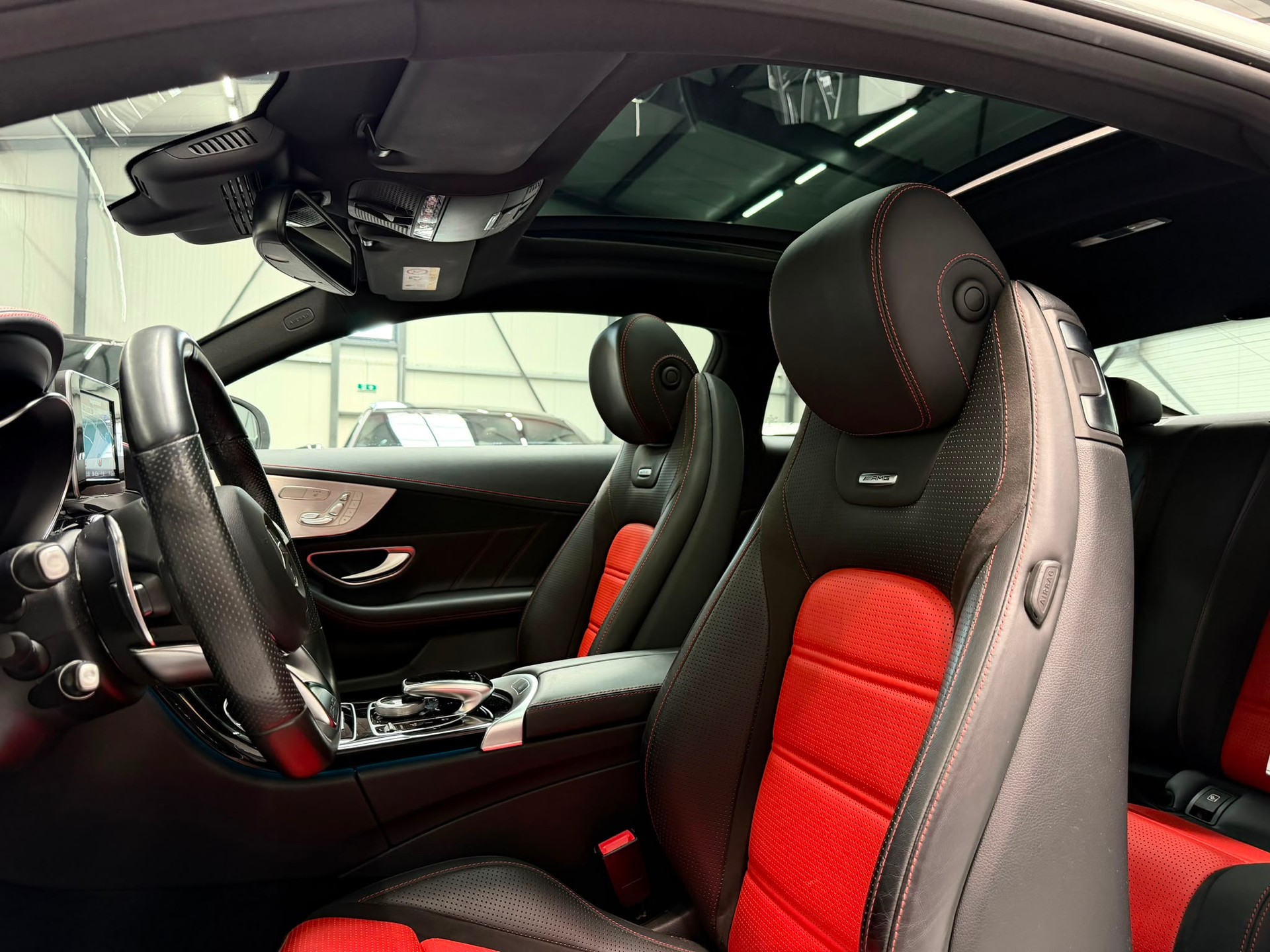 MERCEDES-BENZ C 63 AMG Speedshift-image-23
