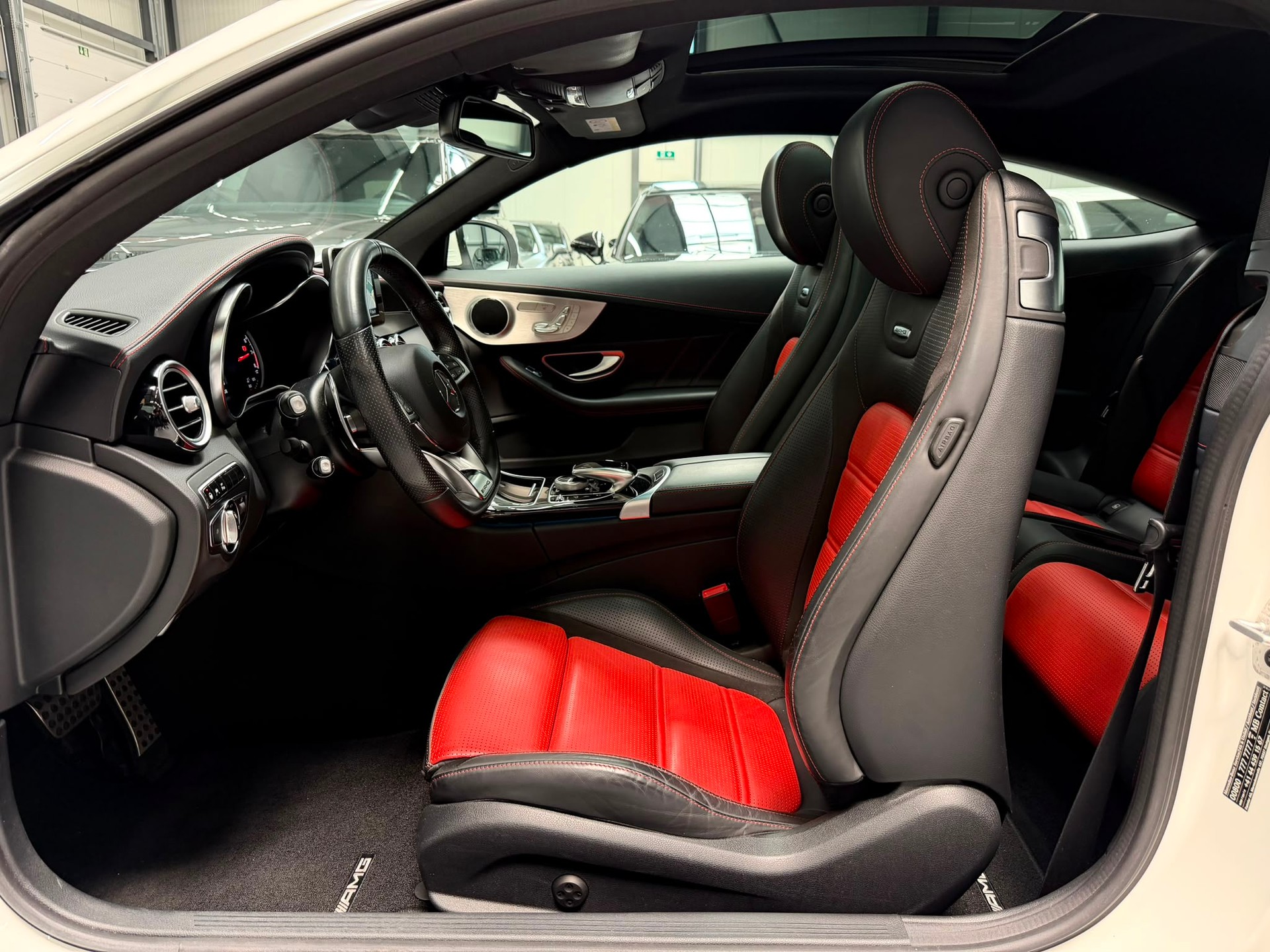 MERCEDES-BENZ C 63 AMG Speedshift-image-21