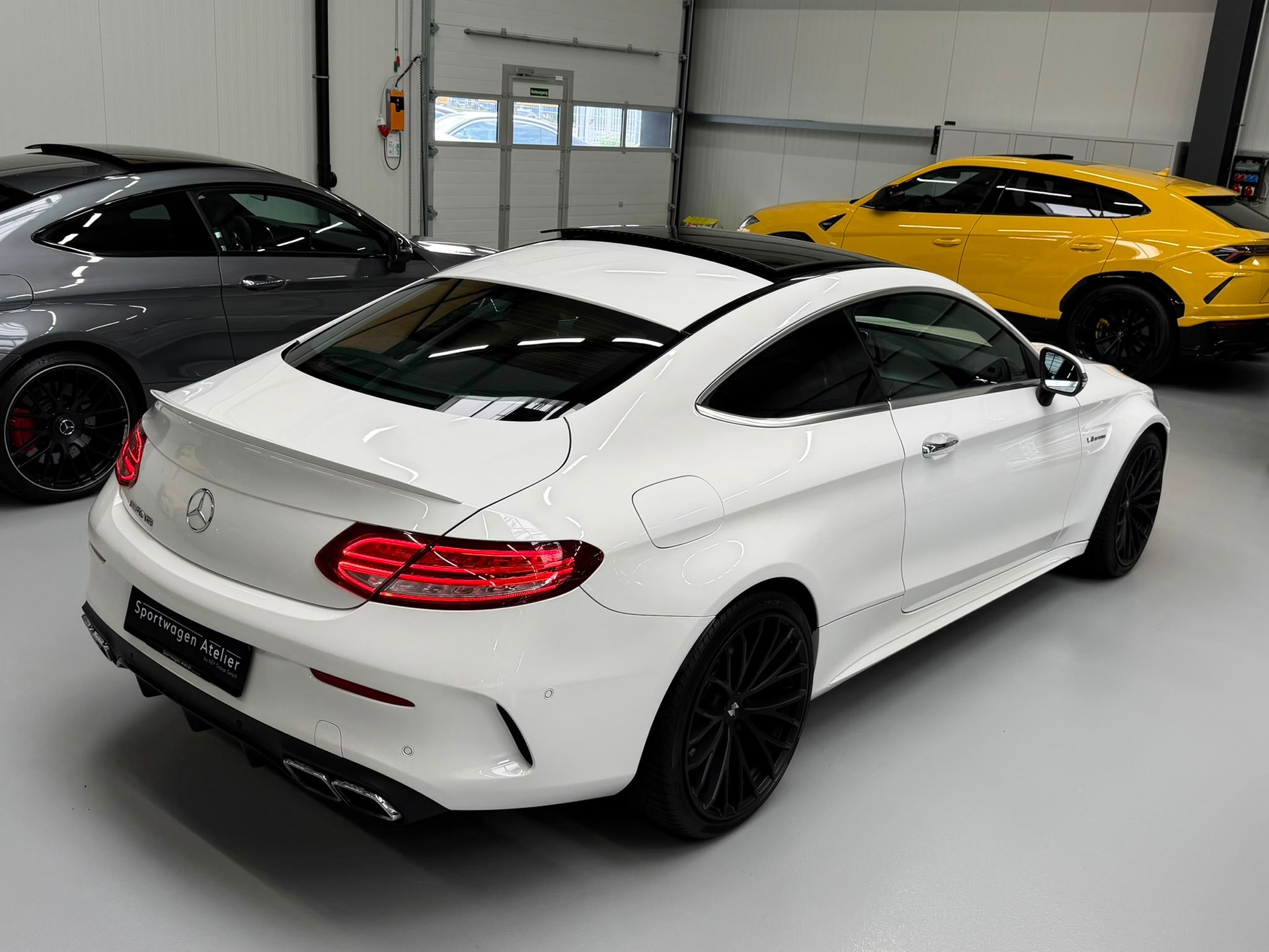 MERCEDES-BENZ C 63 AMG Speedshift-image-9