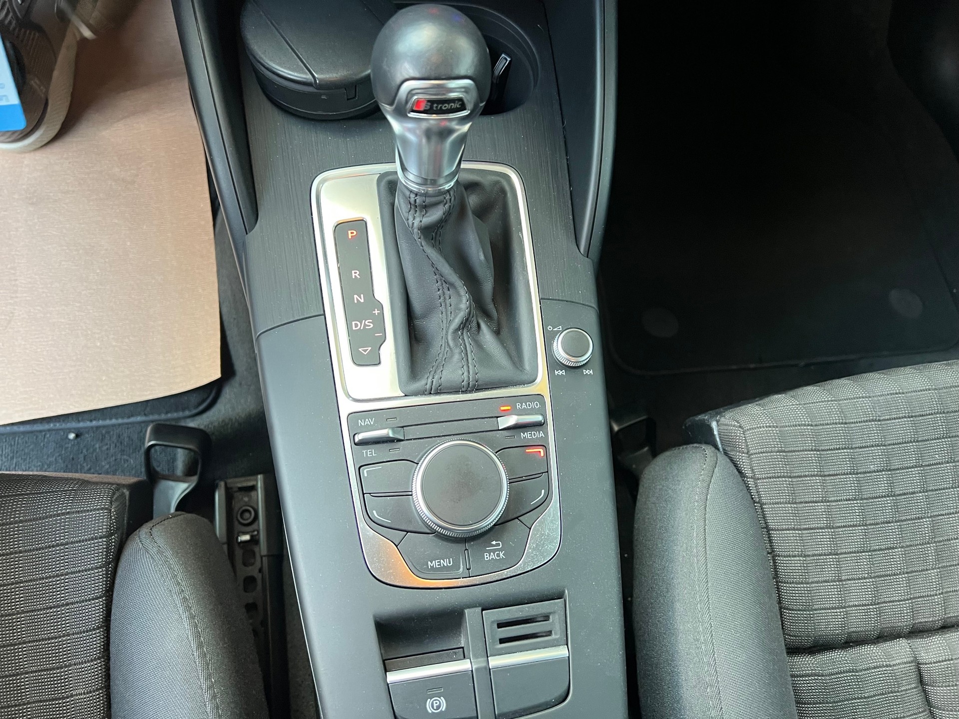 AUDI A3 Sportback 1.8 TFSI Ambition 4x4 *** Navigation * Tempomat * MFK 16.01.2026 * 1 Jahr Garantie möglich ***-image-19