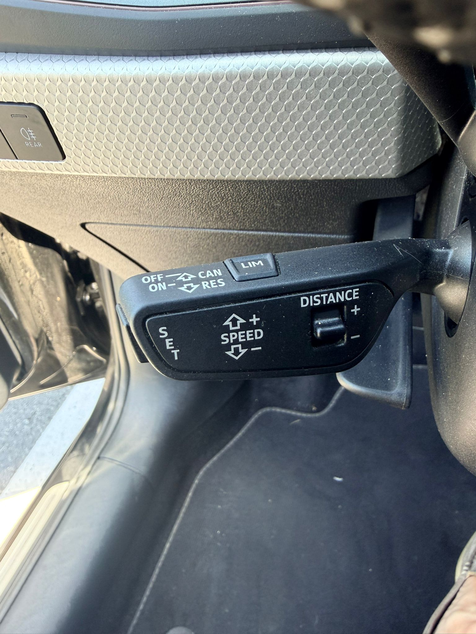 AUDI 1.5 35 TFSI City Carver-image-14