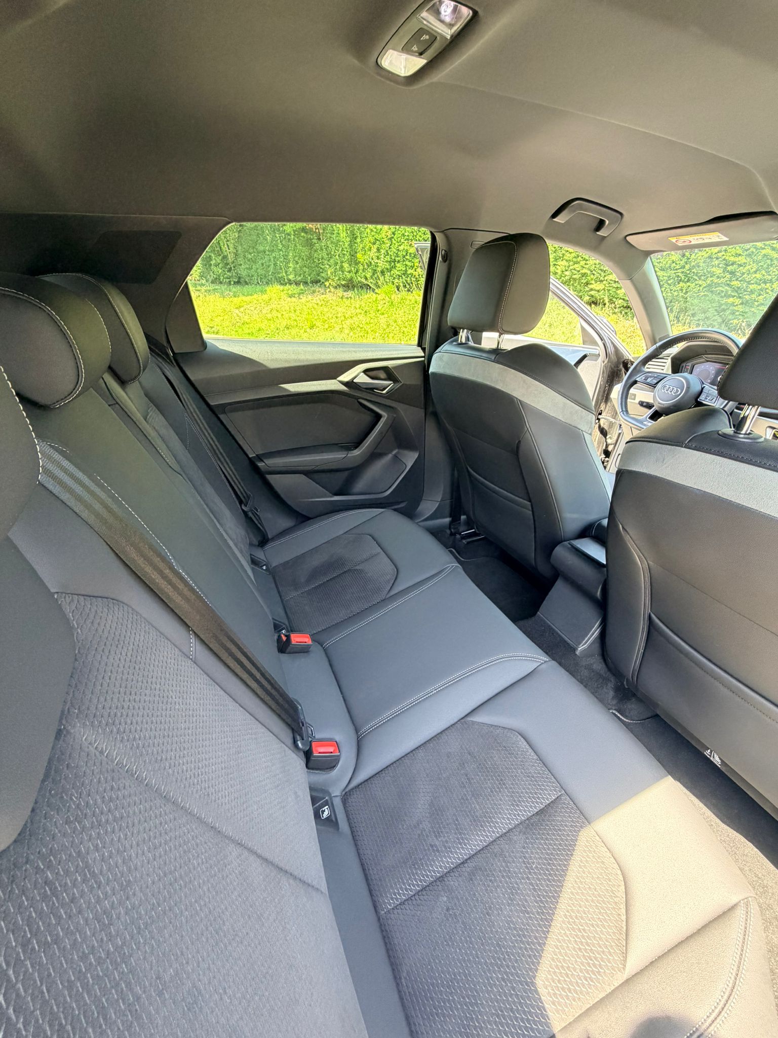 AUDI 1.5 35 TFSI City Carver-image-7