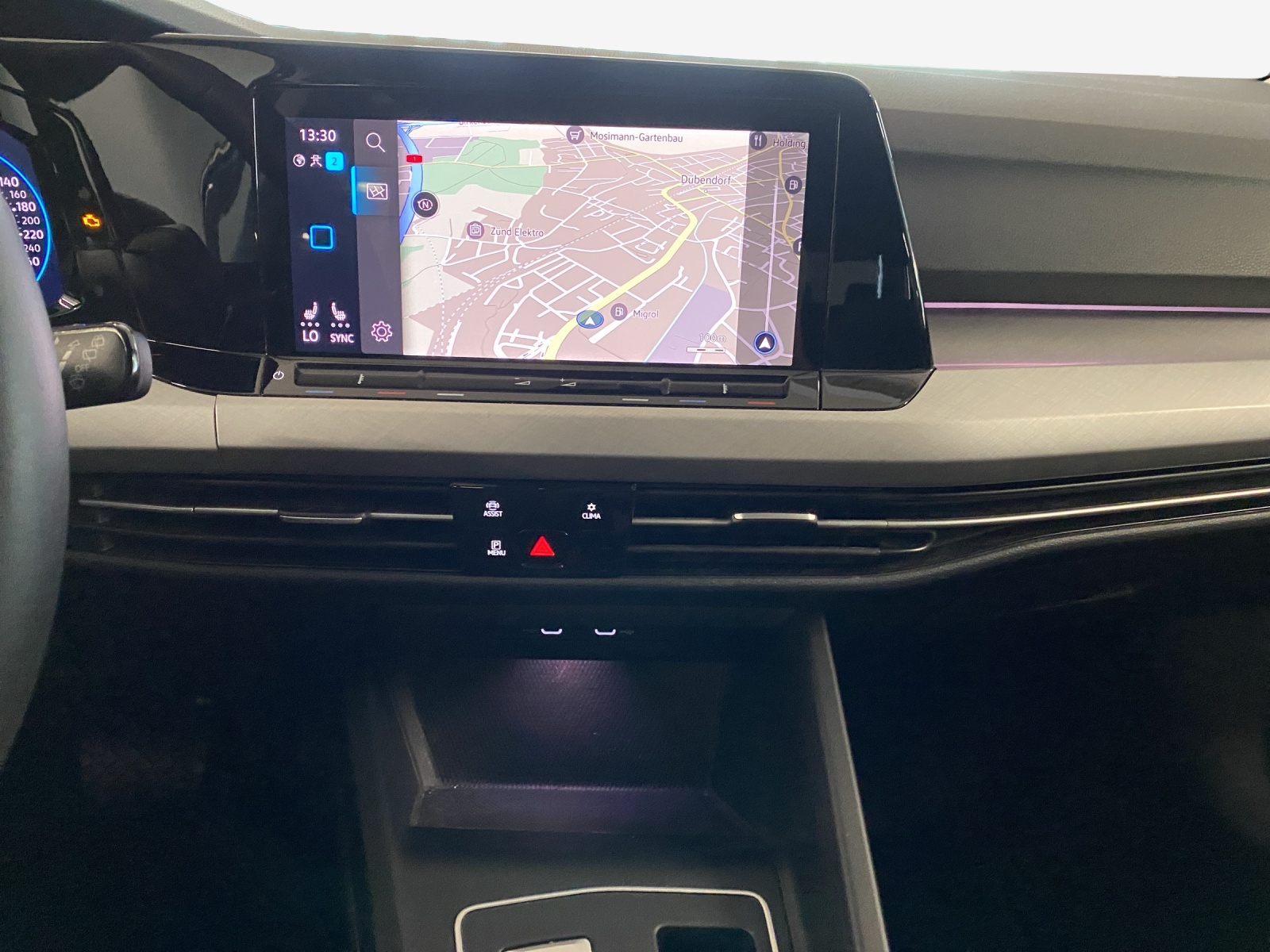 VW Golf Variant 1.5 TSI Life-image-10
