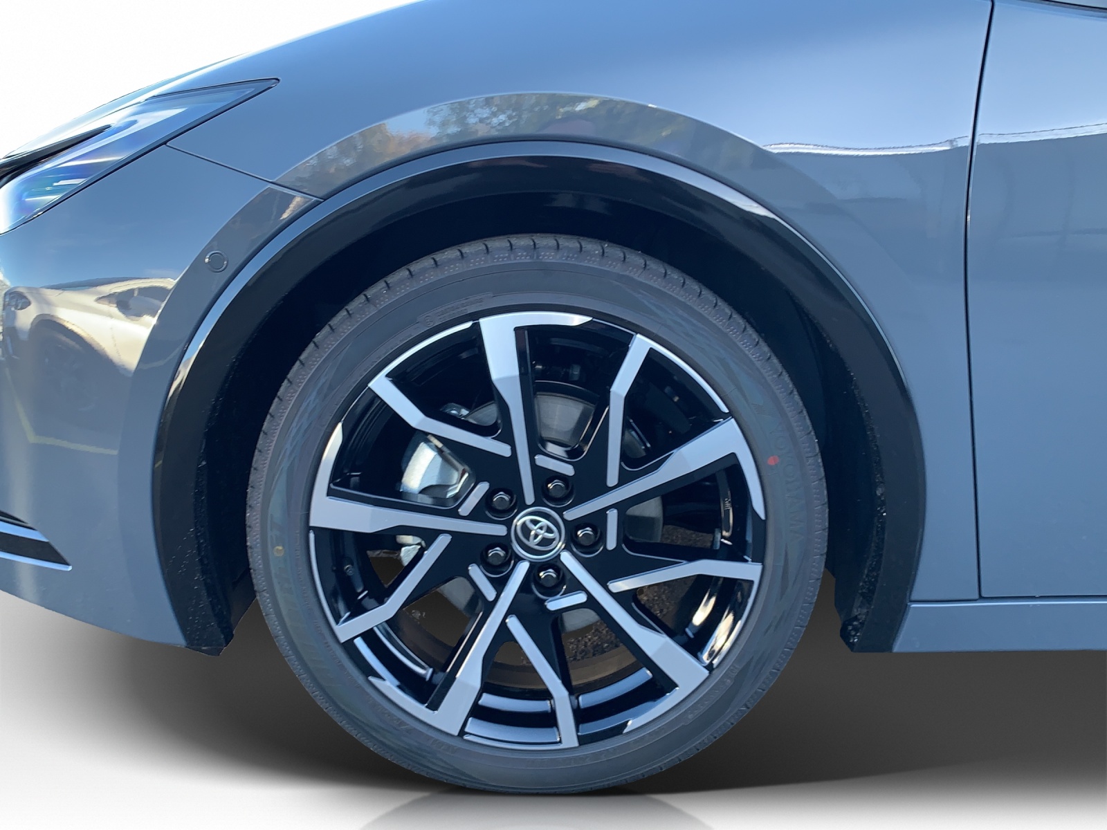 TOYOTA Prius 2.0 Plug-In-Hybrid Premium-image-10