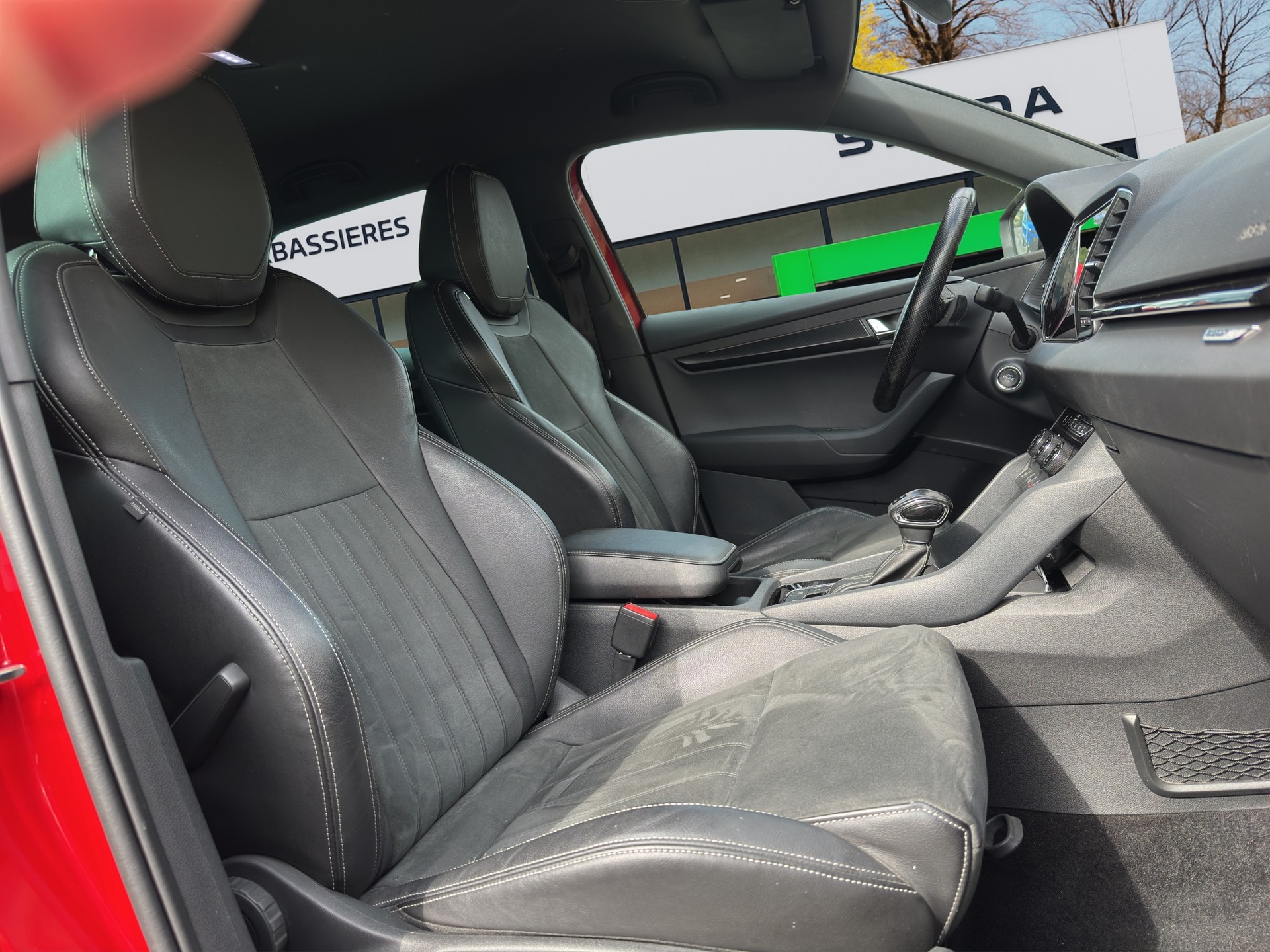 SKODA Karoq 2.0 TSI SportLine 4x4 DSG-showroom-element-3