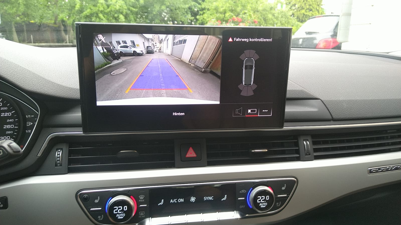AUDI A4 allroad 40 TDI quattro tiptronic-image-13