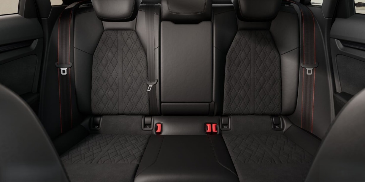 AUDI RS3 Sportback 2.5 TSI quattro S-tronic-image-7