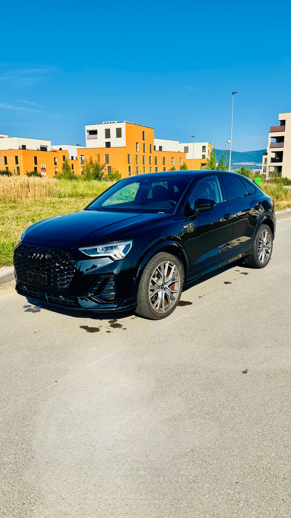 AUDI Q3 Sportback 45 TFSI S line quattro S-tronic-image-1