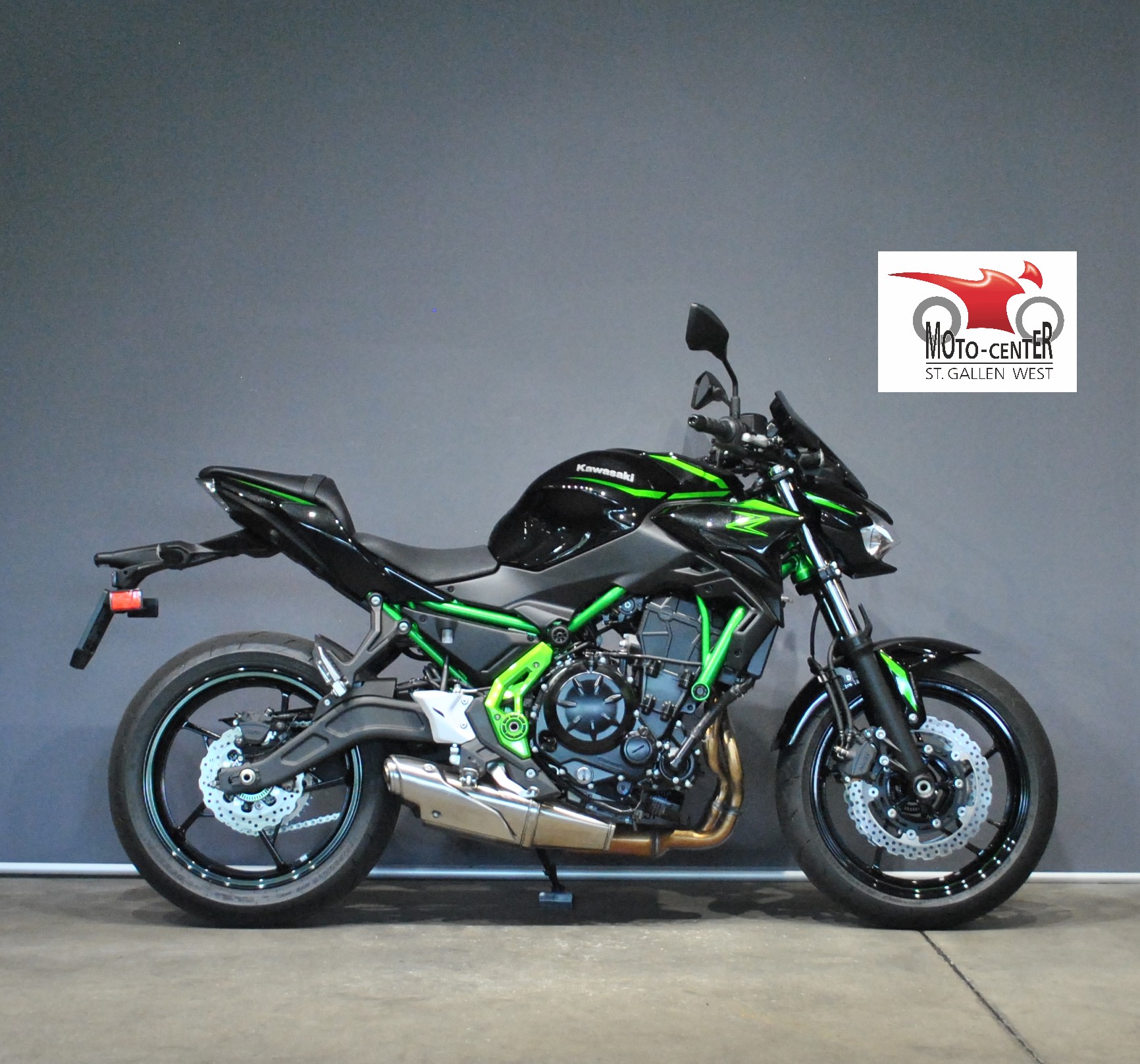 KAWASAKI Z 650 (35kW)-showroom-element-1