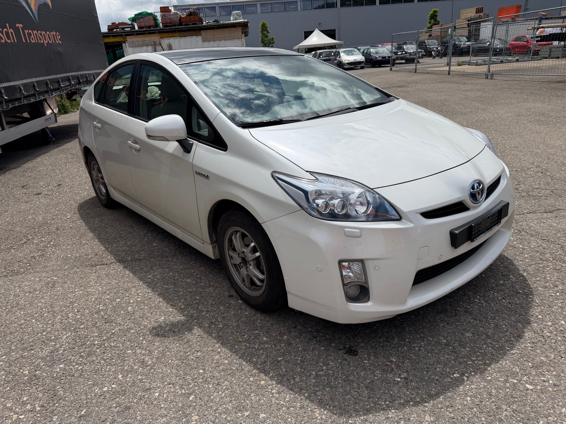 TOYOTA Prius 1.8 16V HSD Sol-image-2