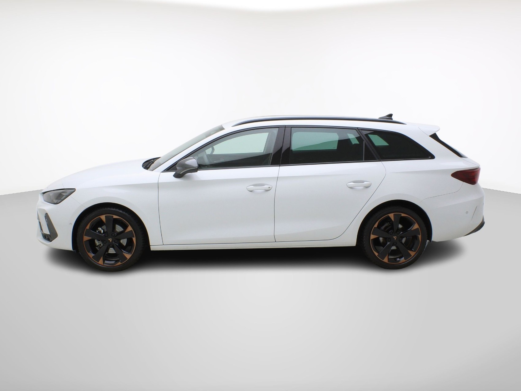 CUPRA Leon ST 1.5 eTSI DSG **Cupra Werksgarantie bis 04/2030**-image-2