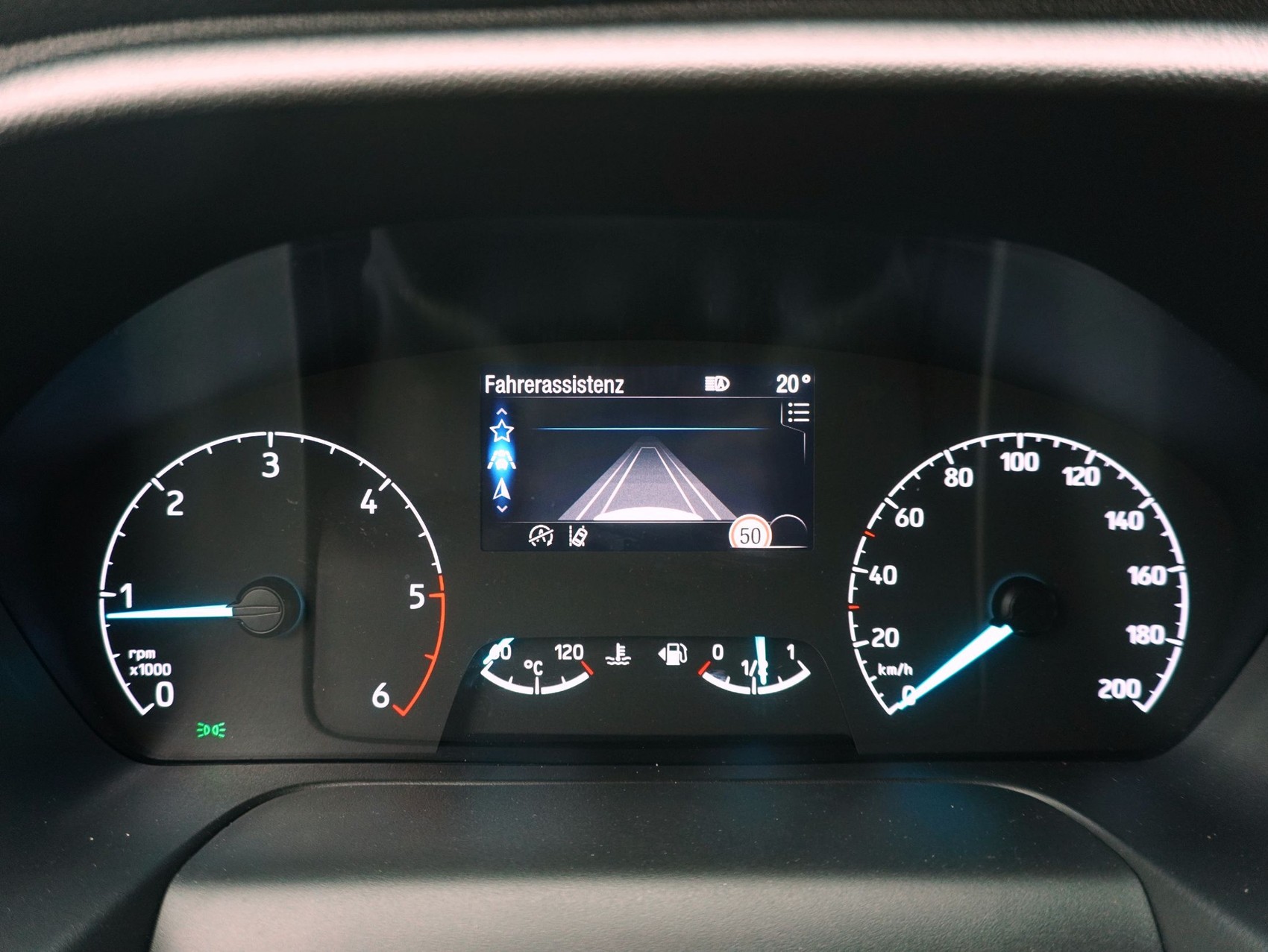 FORD Tourneo Custom 320 L1 MHEV Titanium-image-16