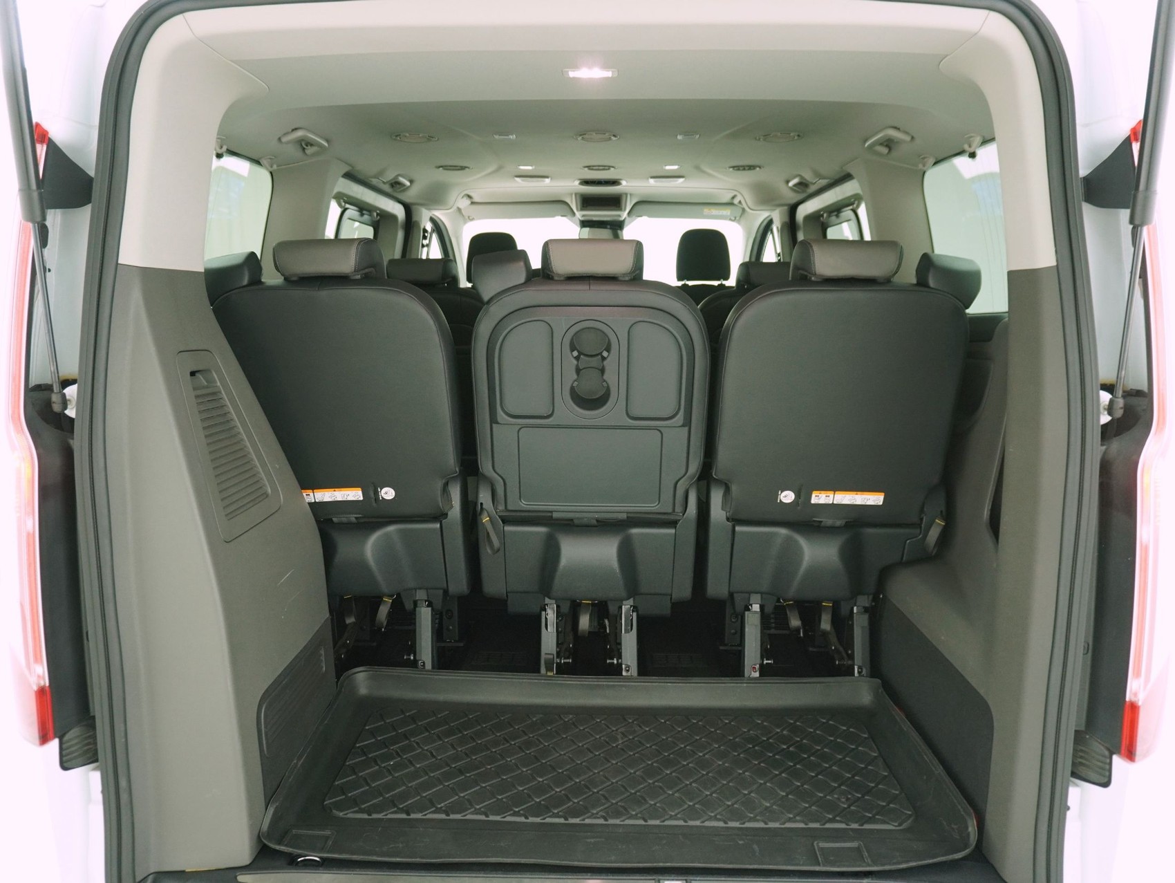 FORD Tourneo Custom 320 L1 MHEV Titanium-image-13