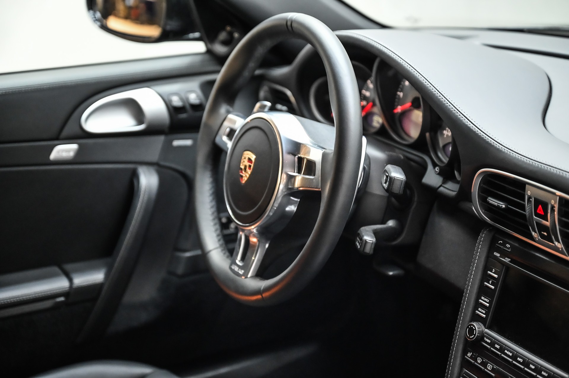 PORSCHE 911 Turbo S PDK-image-24