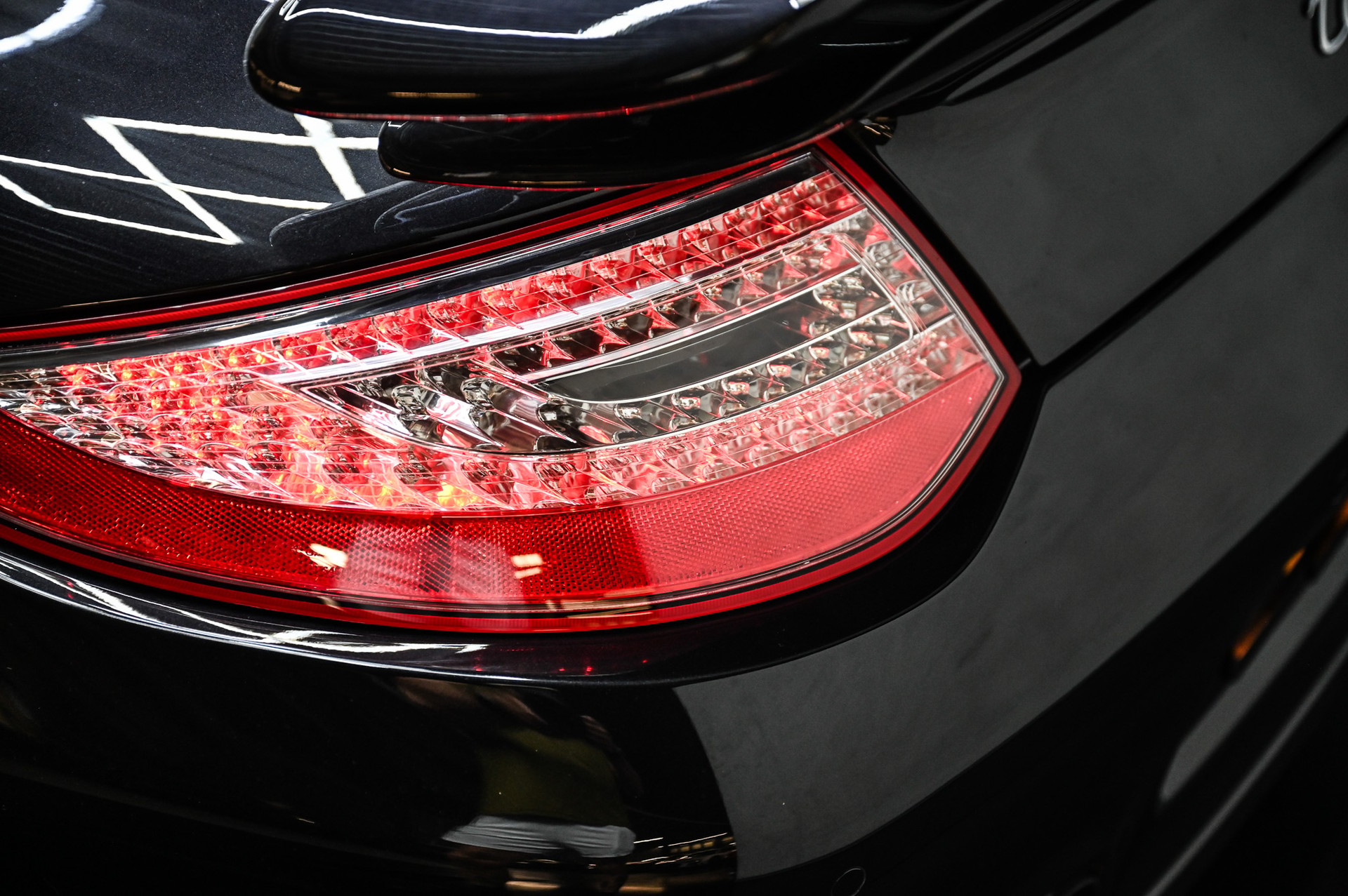 PORSCHE 911 Turbo S PDK-image-17