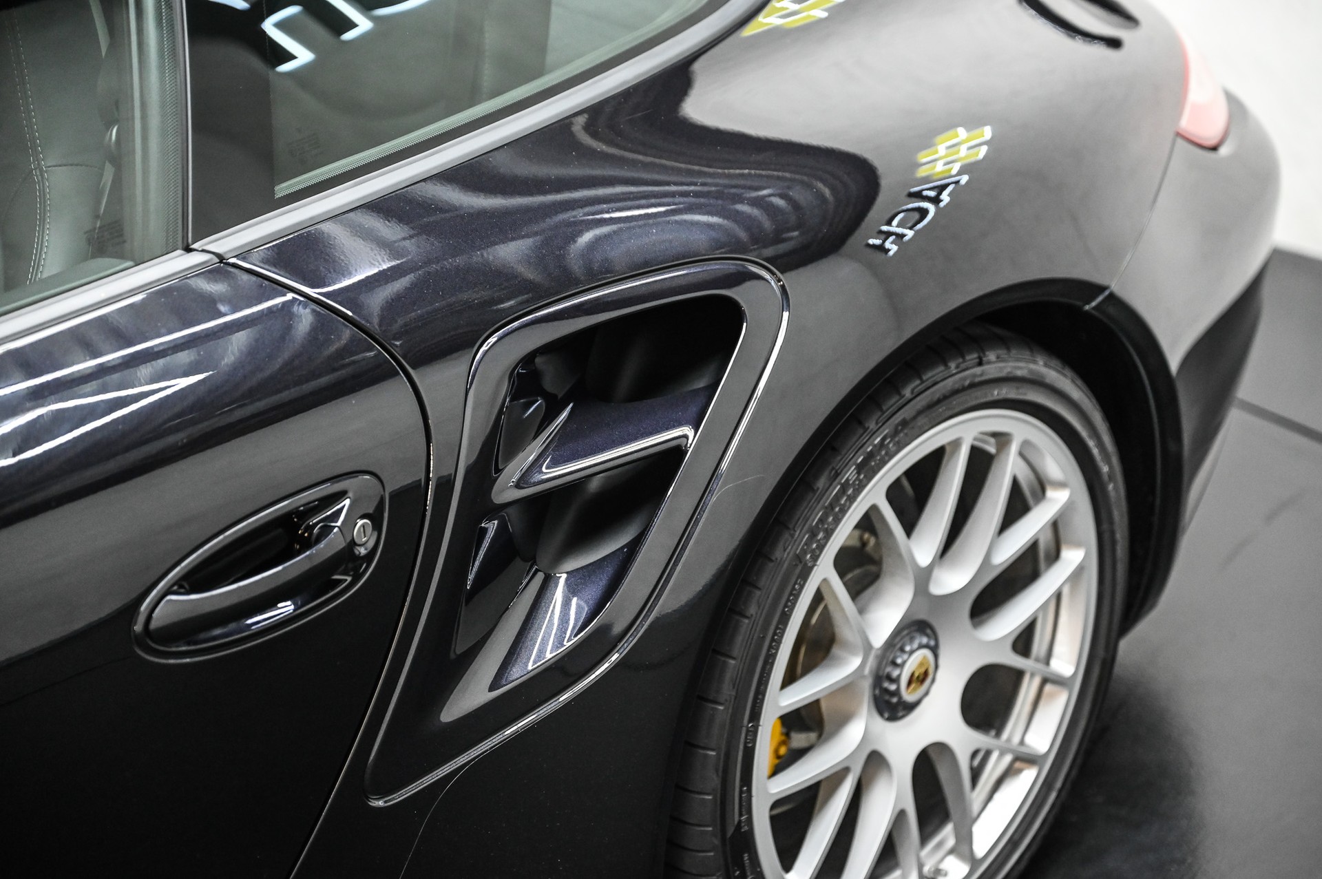 PORSCHE 911 Turbo S PDK-image-15